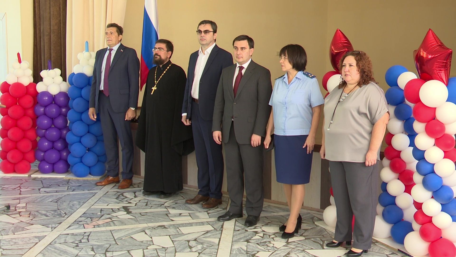 Реутов, образование, 1 сентября, школа 3, лиинейка, дети, День знаний,