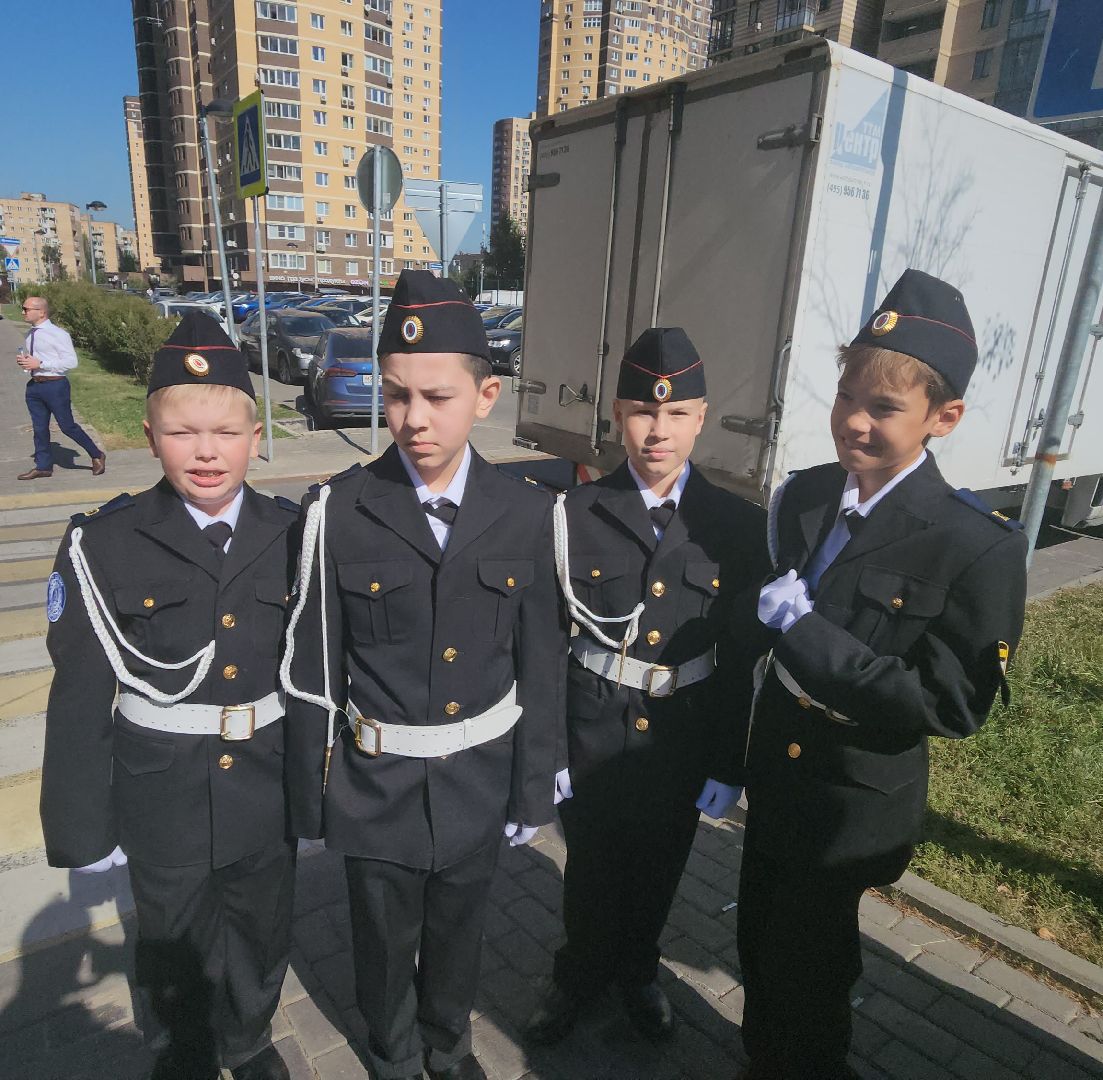 долгопрудный, Первый звонок 2024, 11 школа, кадеты,