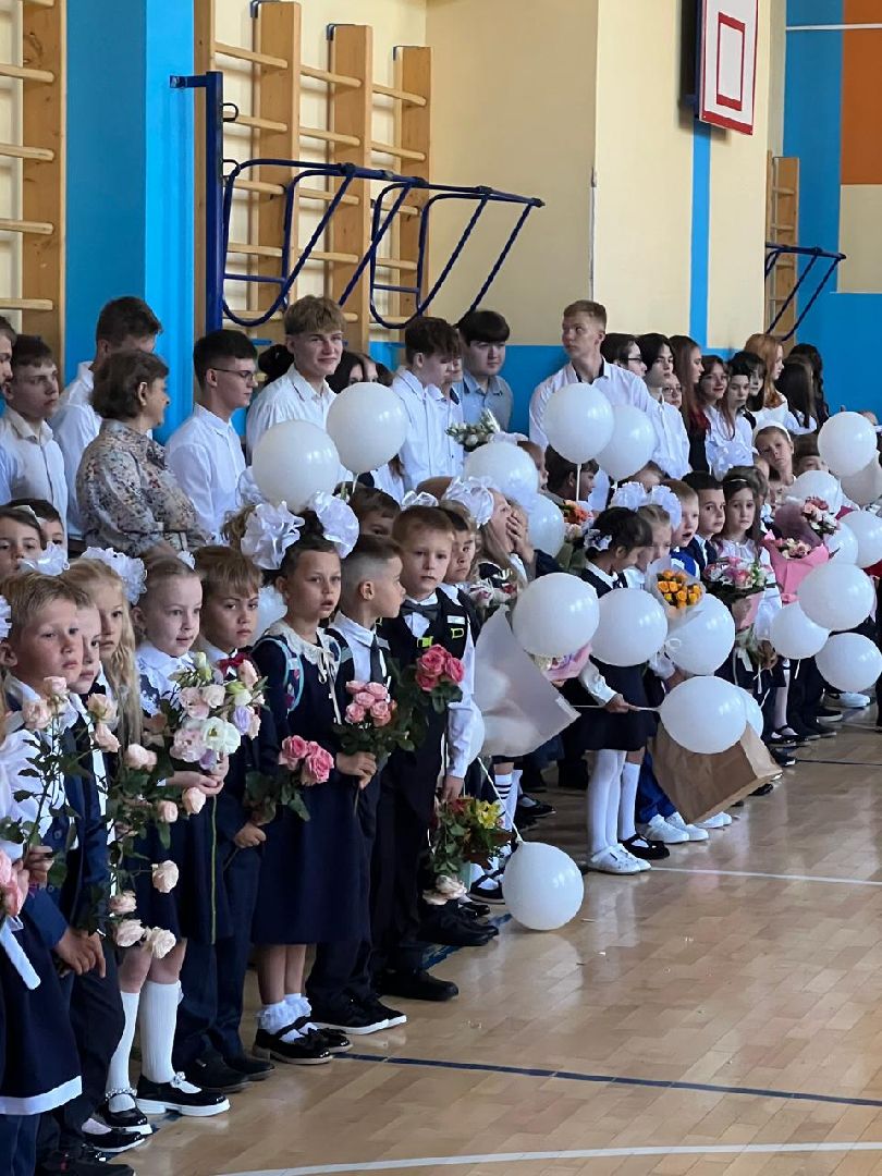 пушкино, школа 1, день знаний, торжественная линейка, первоклассники,