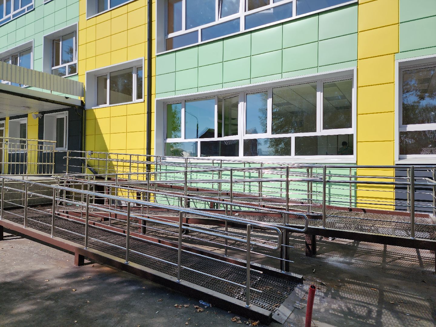 серпухов, подмосковье, капремонт школы, инвалиды, ремонт,