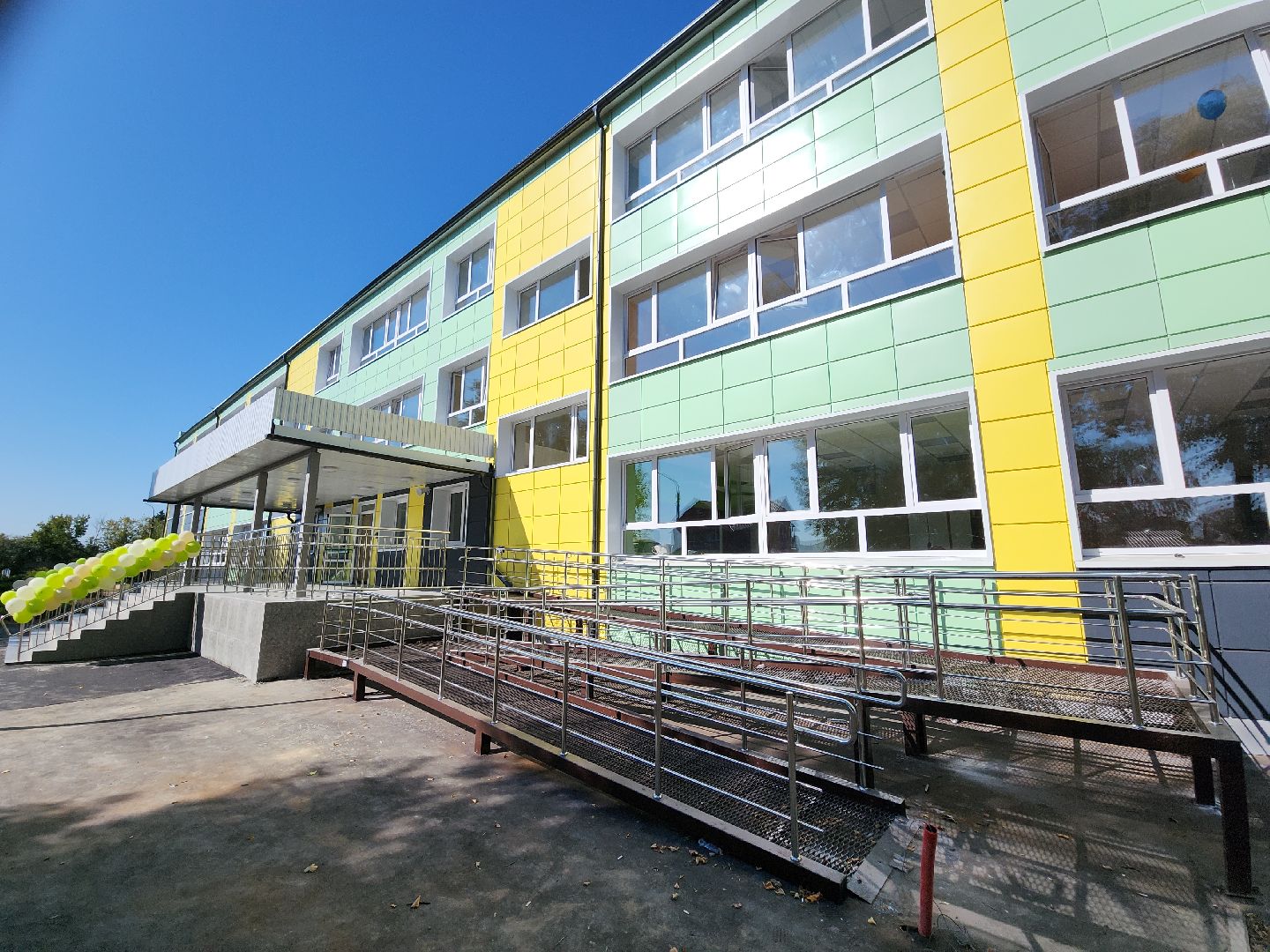 серпухов, подмосковье, капремонт школы, инвалиды, ремонт,