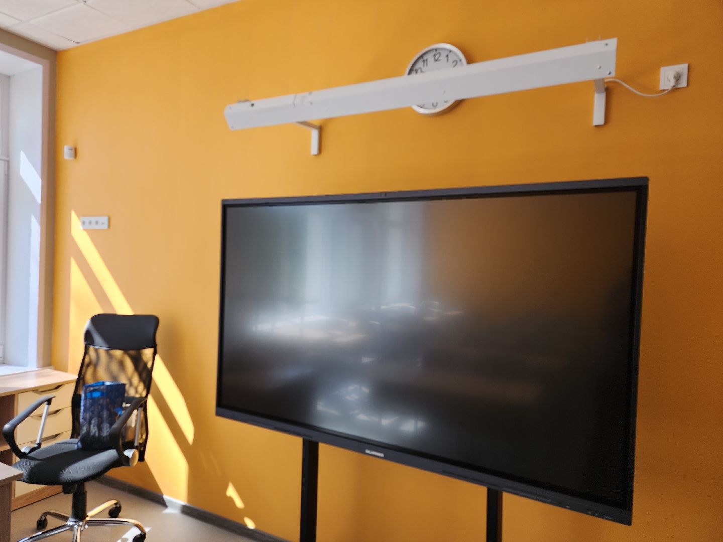 серпухов, подмосковье, капремонт школы, техника, национальные проекты,