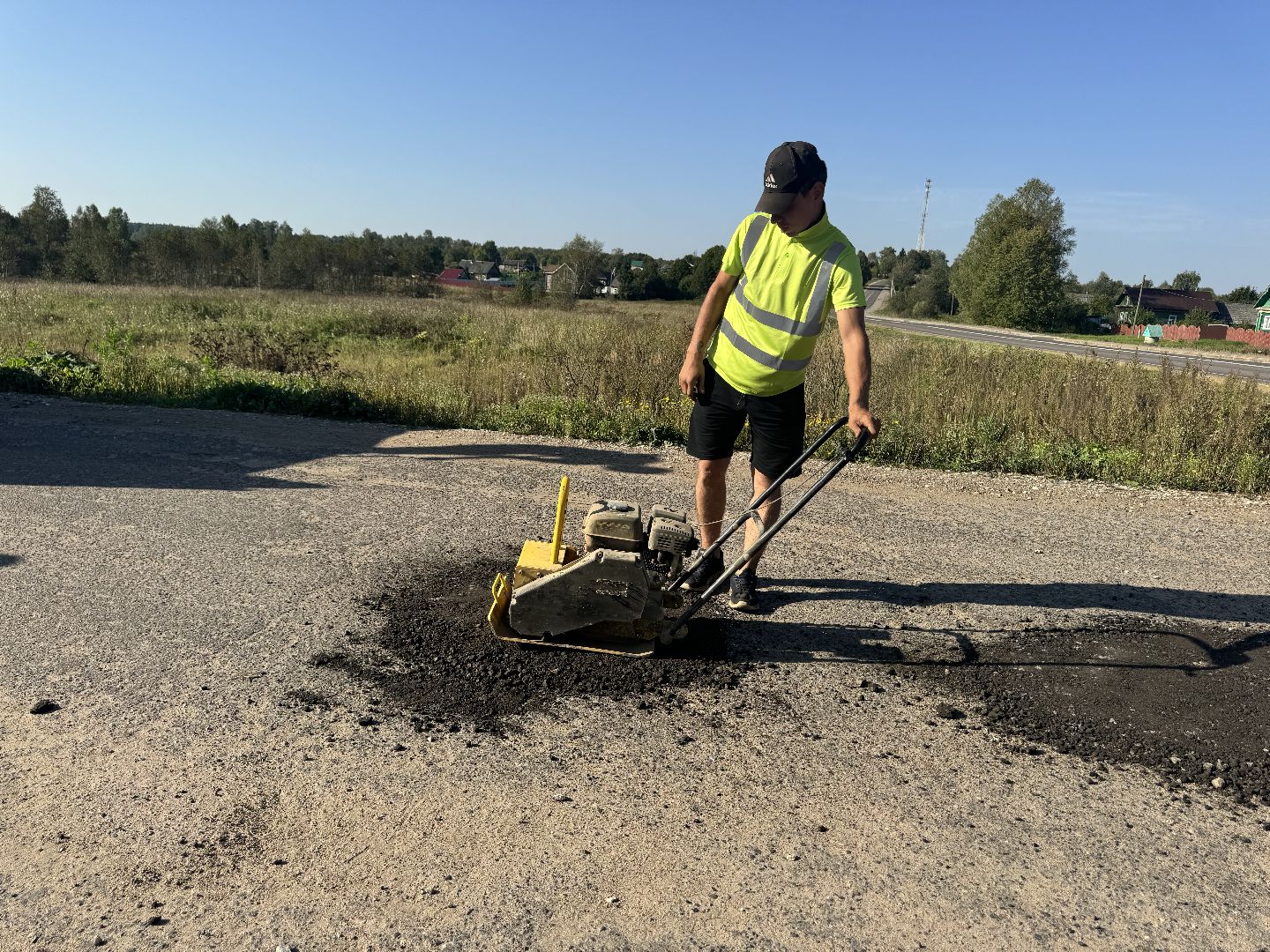 шаховская, ремонт автомобильных дорог, асфальтовая крошка,