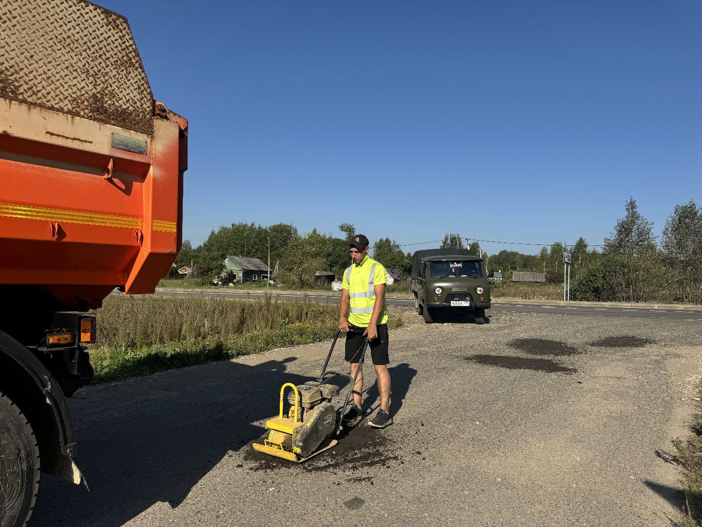 шаховская, ремонт автомобильных дорог, асфальтовая крошка,