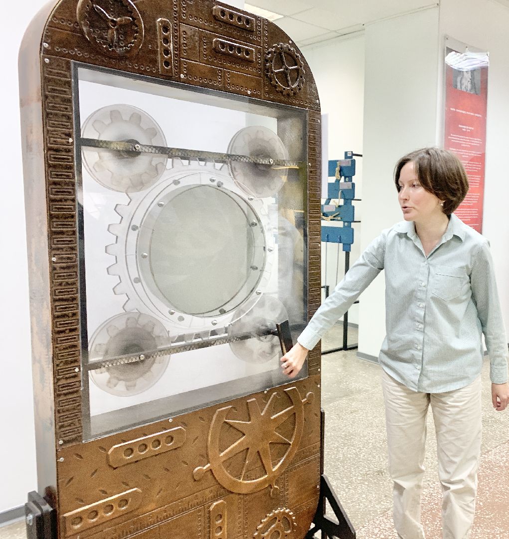 Балашиха, Подмосковье, Интерактивная выставка, балашихинская картинная галерея, Балашихинский историко-художественный музей, Яблоко Ньютона,