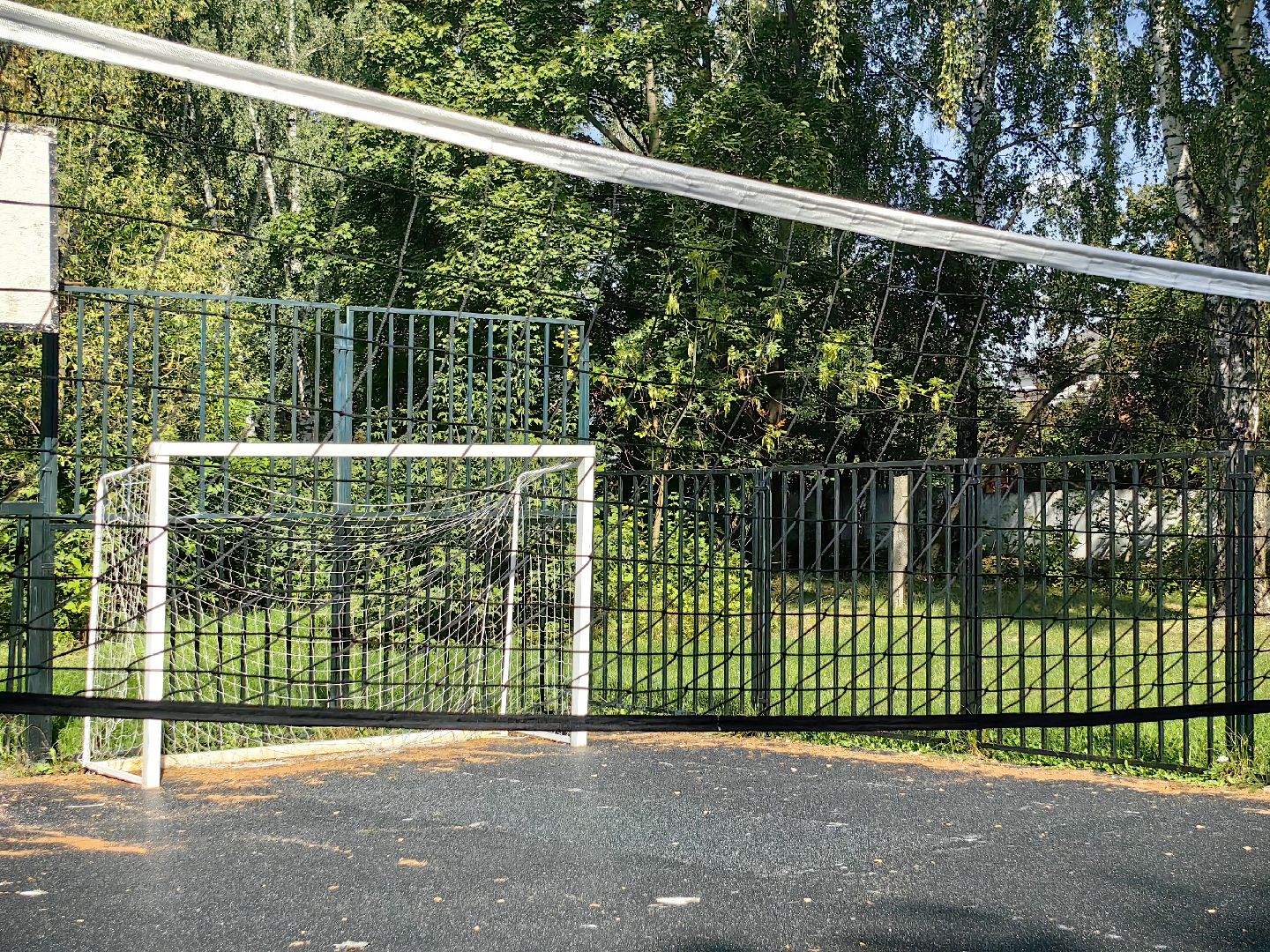 физкультура, спортивный инвентарь, обручи, мячи, спортивная площадка, мини-футбол,