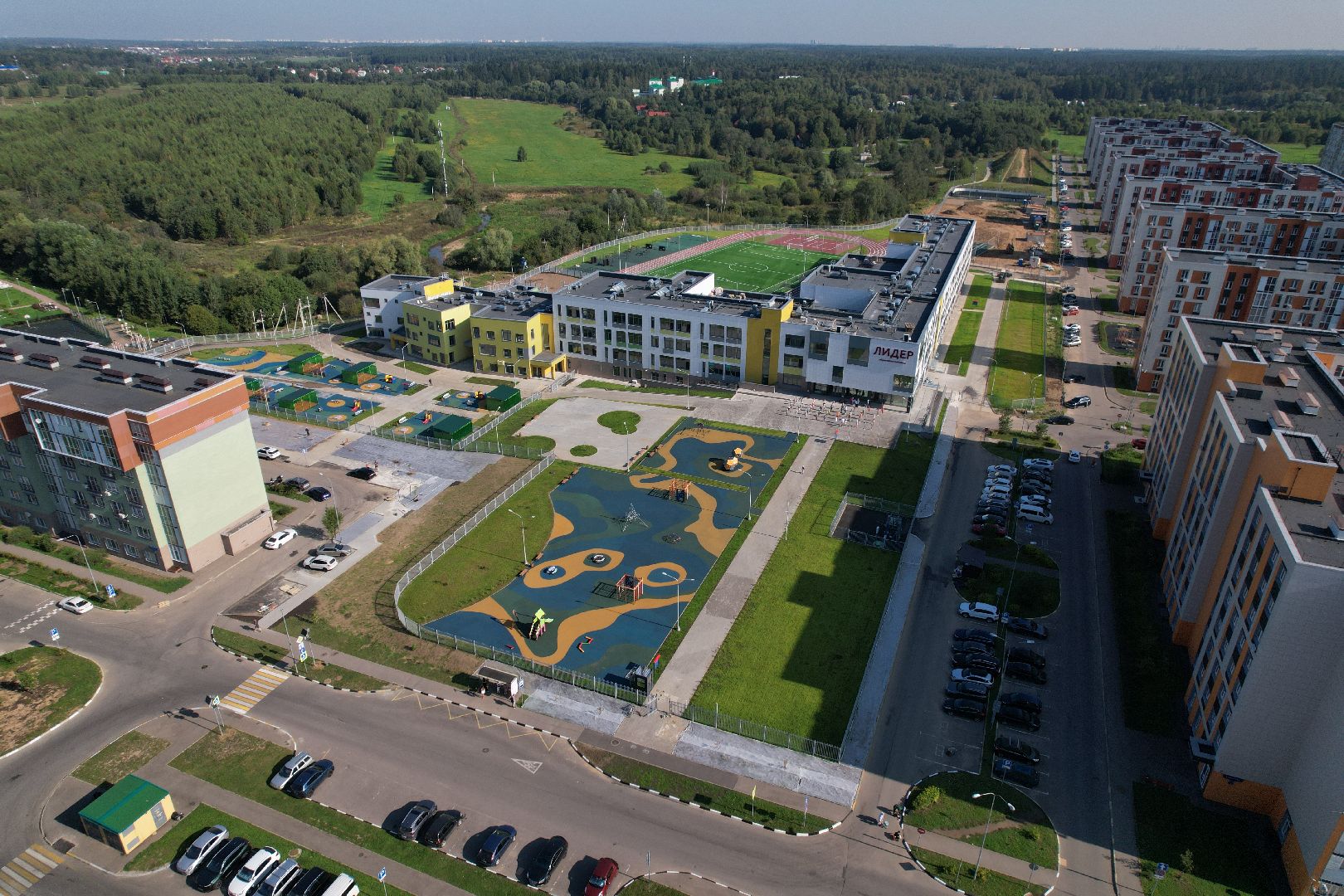 видео с коптера, школа, красногорск,