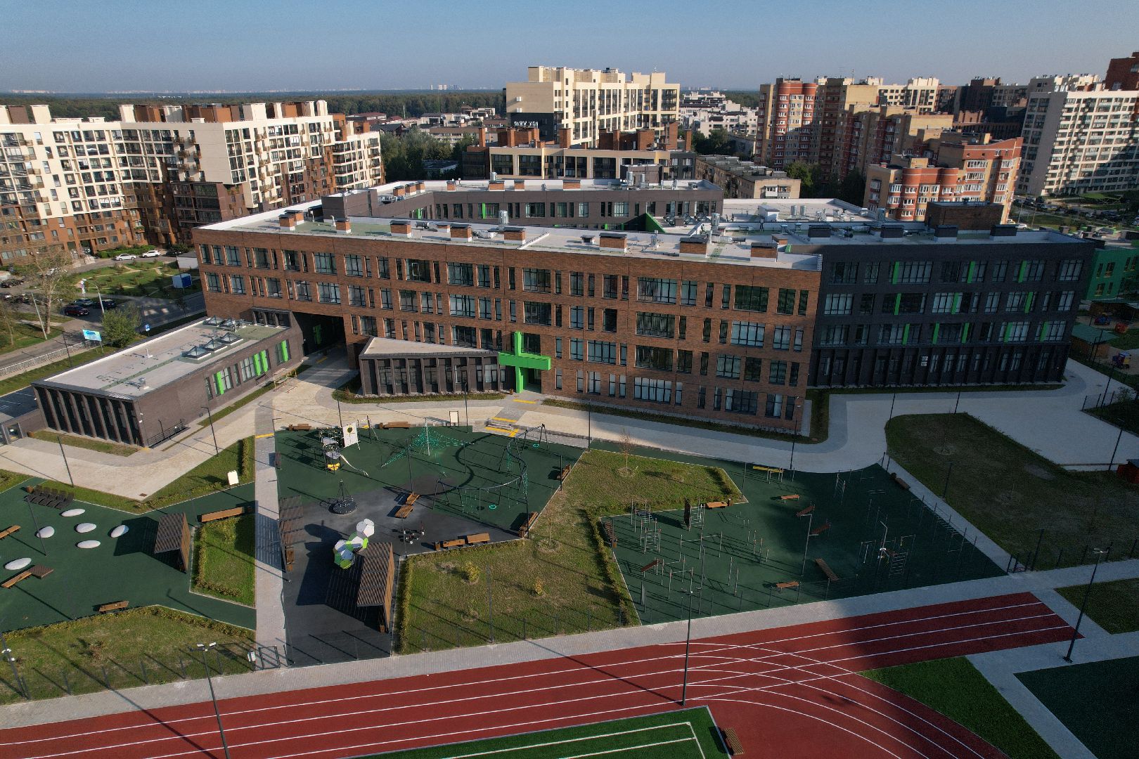 видео с коптера, отрада, школа,