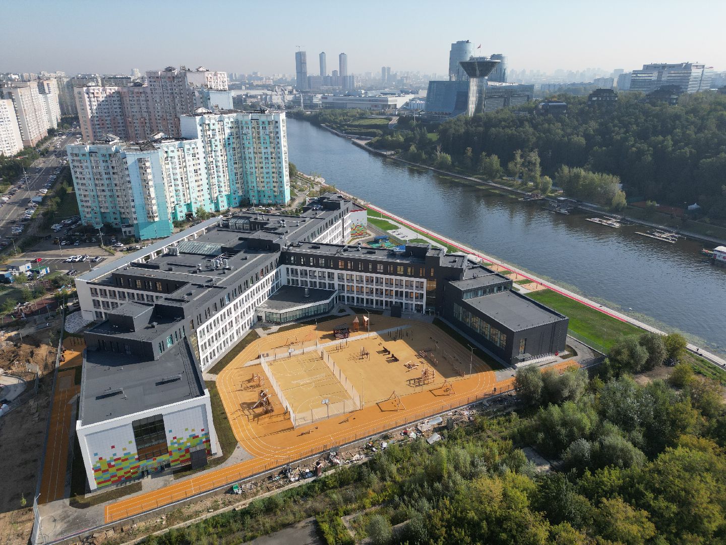 видео с коптера, школа, красногорск,