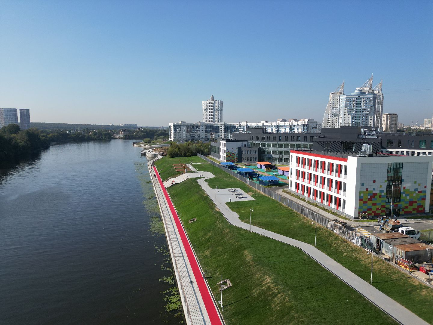 видео с коптера, школа, красногорск,