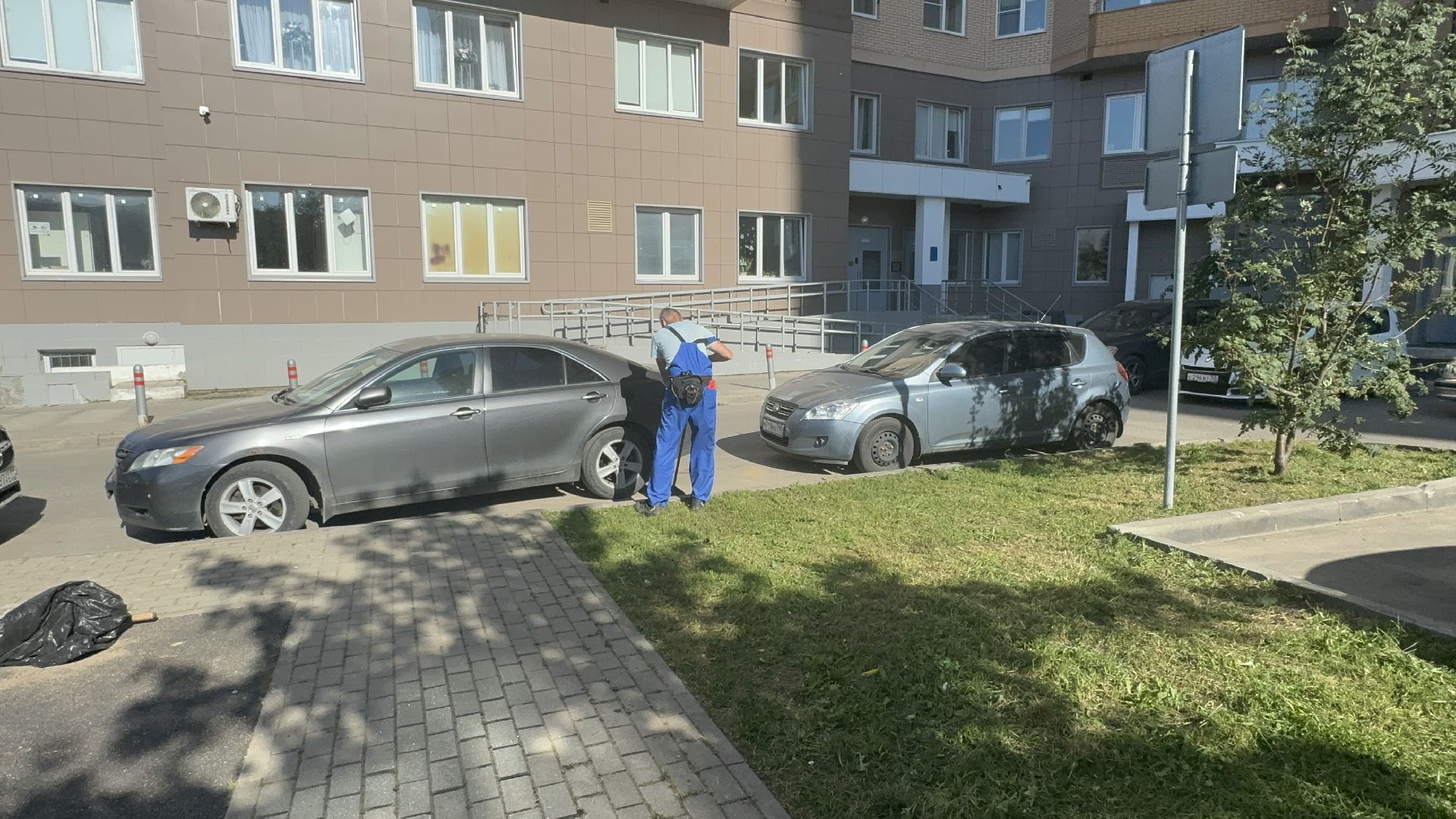 Солнечногорск, Уборка территории, Жители, покос травы, детская площадка,