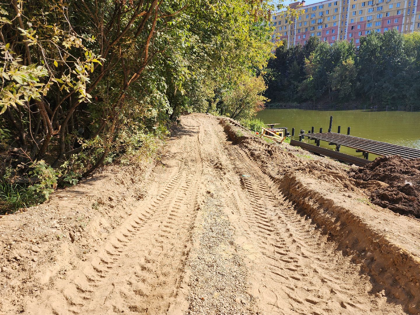 благоустройство, малый тарычевский пруд, набережная тарычевского пруда, видное, ленинский округ,благоустройство набережной, брусника, зеленые аллеи,