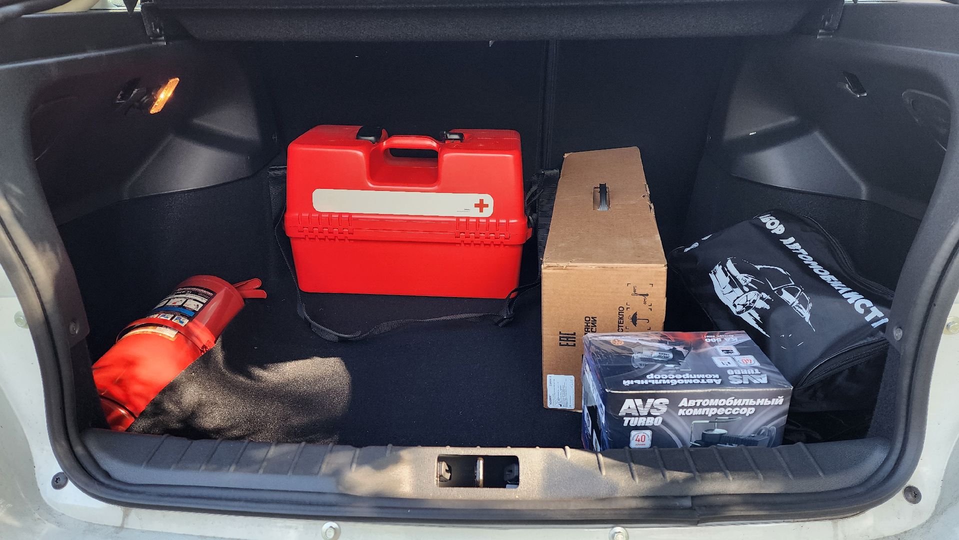 здравоохранение, новые автомобили для поликлиники, медицинская служба,