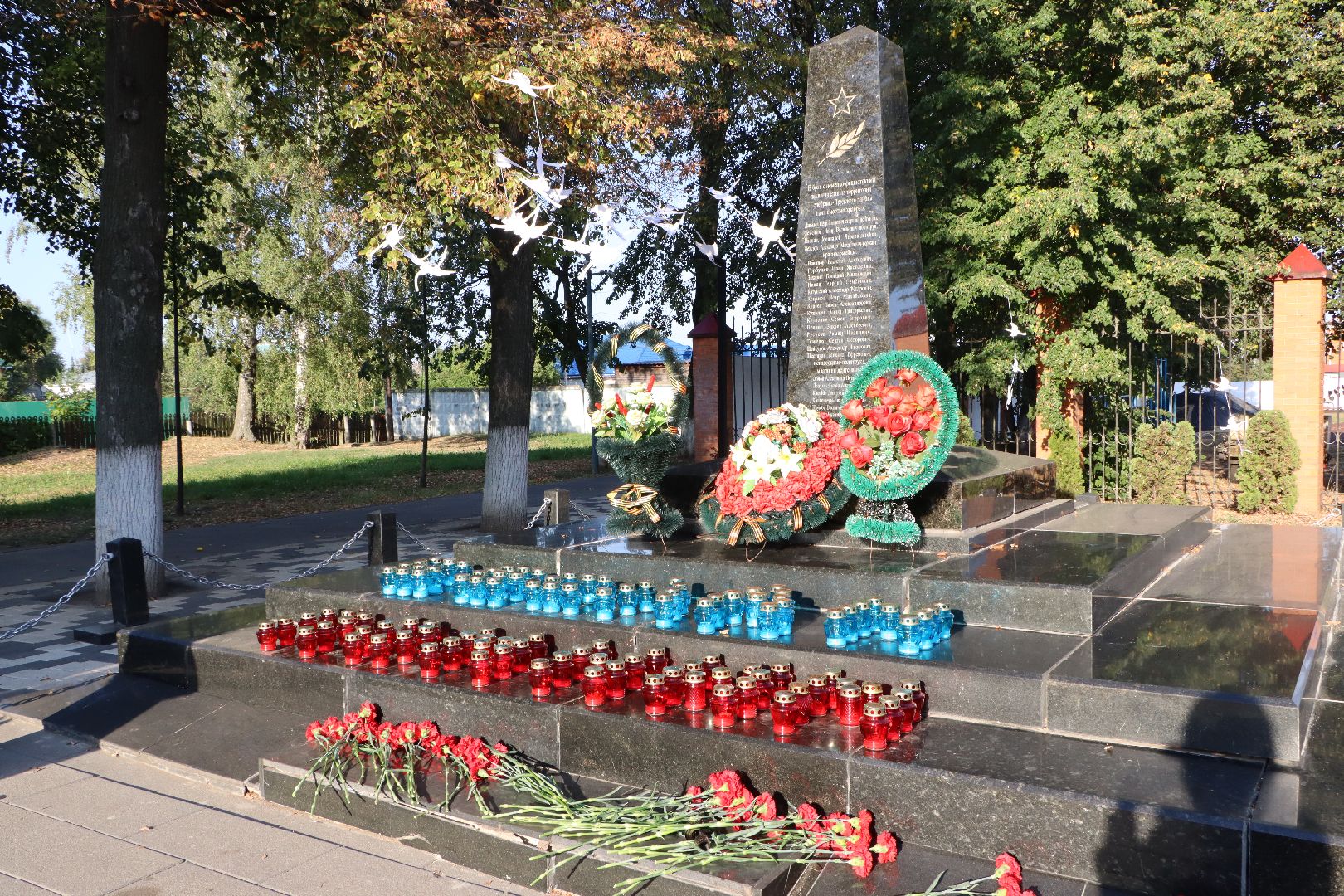 День памяти и скорби, беслан 20 лет, Серебряные пруды, Братская могила,