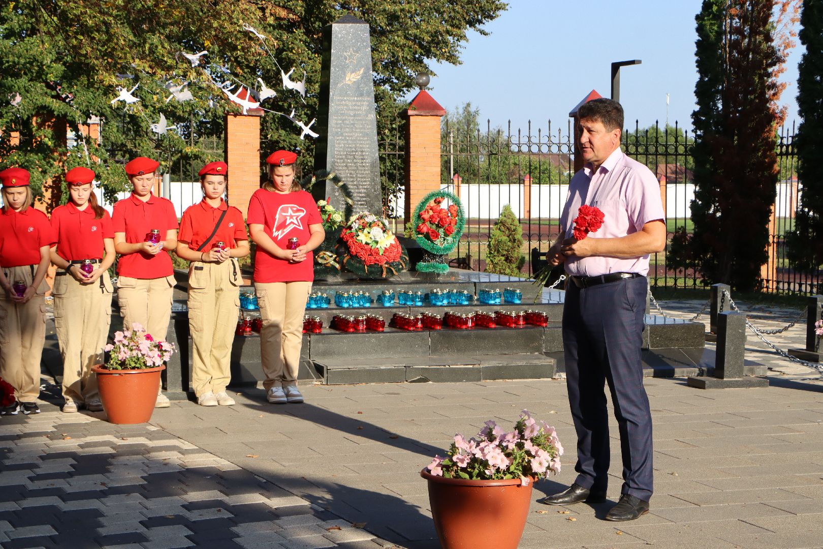 День памяти и скорби, беслан 20 лет, Серебряные пруды, Братская могила,