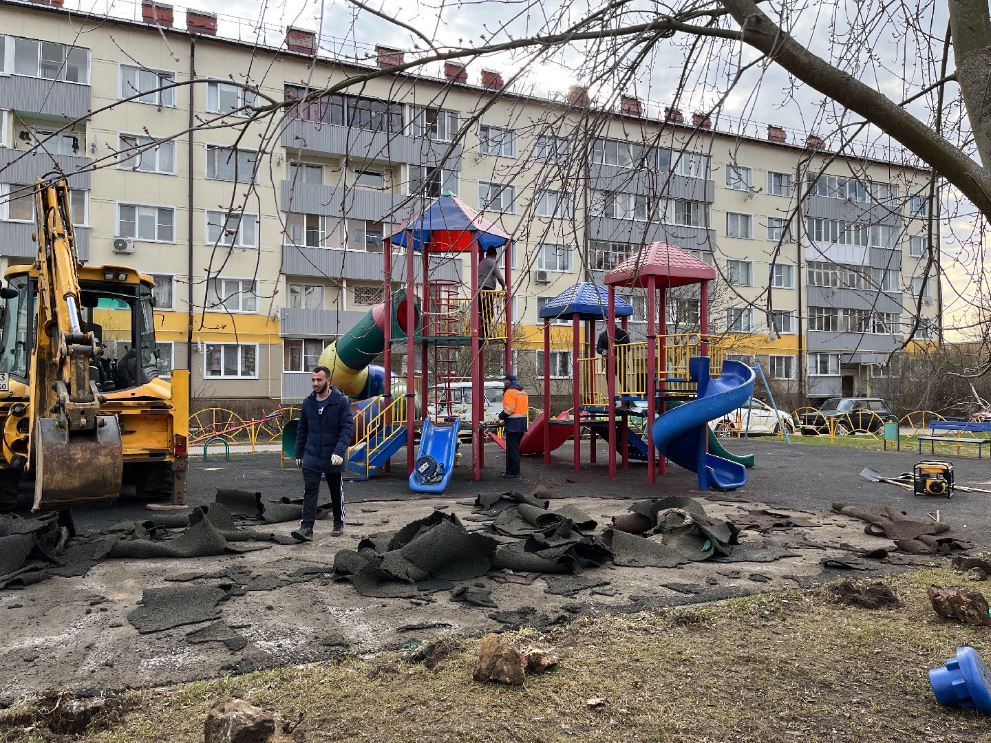 Шаховская, детская площадка, демонтаж