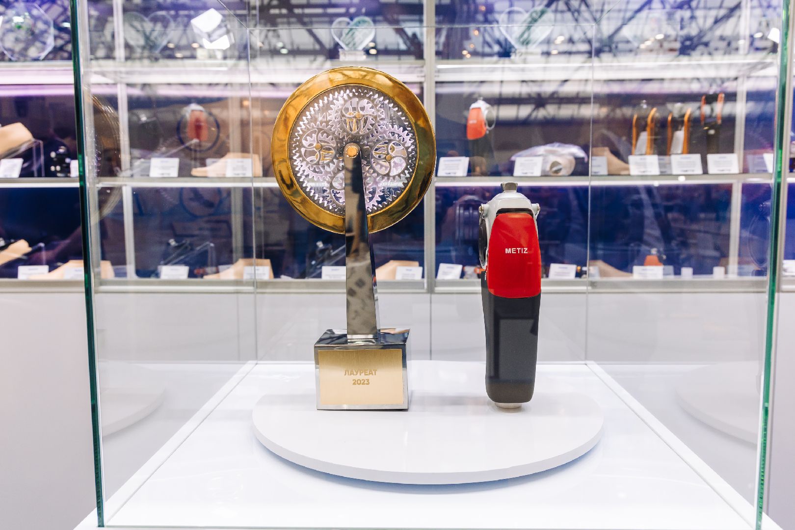 Паралимпиада-2024 в Париже, влагостойкий модуль, волейбол, плавание, углепластиковые стопы, компания МЕТИЗ, Протезирование, Талиссон Энрике Глок, пловец,