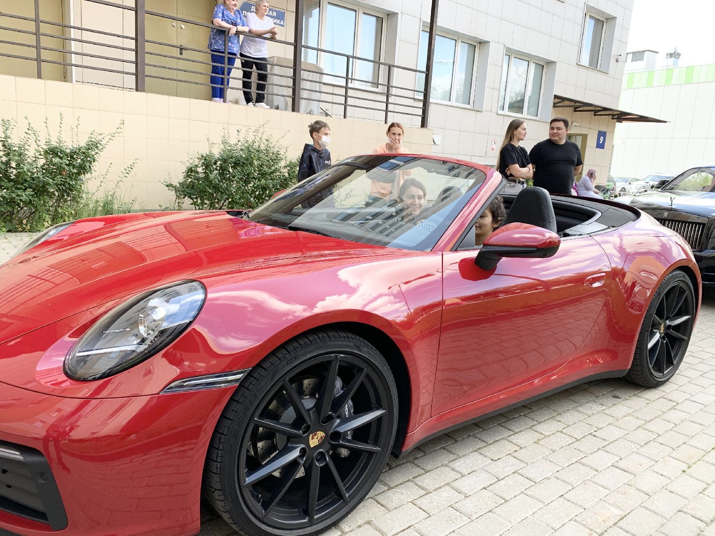 Балашиха, Подмосковье, московский областной онкологический диспансер,Гонка героев, Спорткары, онкологическая помощь, рак,