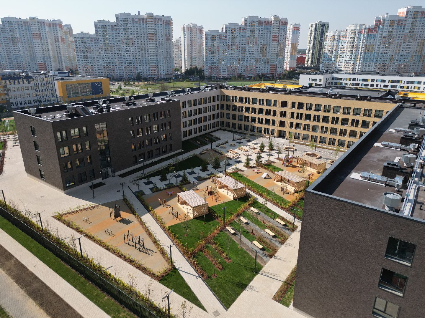 видео с коптера, школа, мытищи,