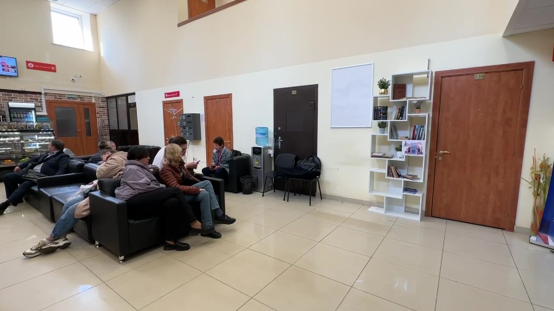 Реутов, МФЦ, буккроссинг, обмен книгами, библиотека, чтение, книги, классическая литература