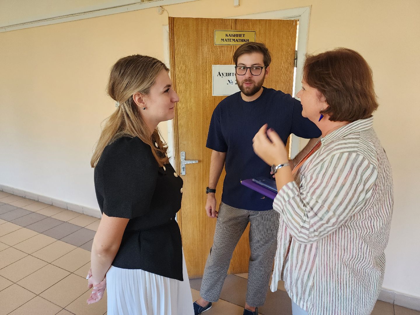 Чехов, школа 3, новые учителя, молодые преподаватели, семья педагогов, Анастасия Гроза, Даниил Гроза, поддержка учителей,