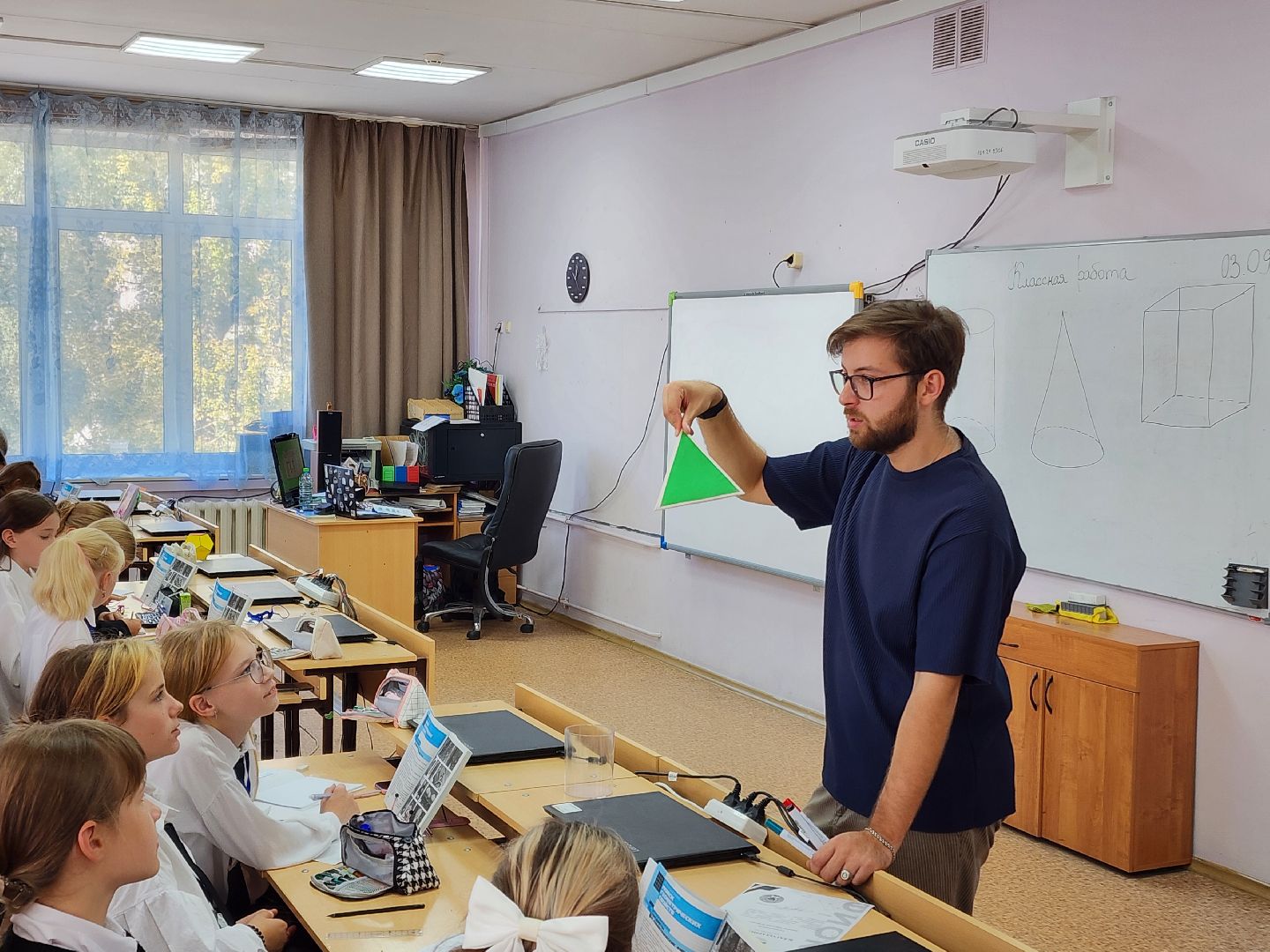 Чехов, школа 3, новые учителя, молодые преподаватели, семья педагогов, Анастасия Гроза, Даниил Гроза, поддержка учителей,