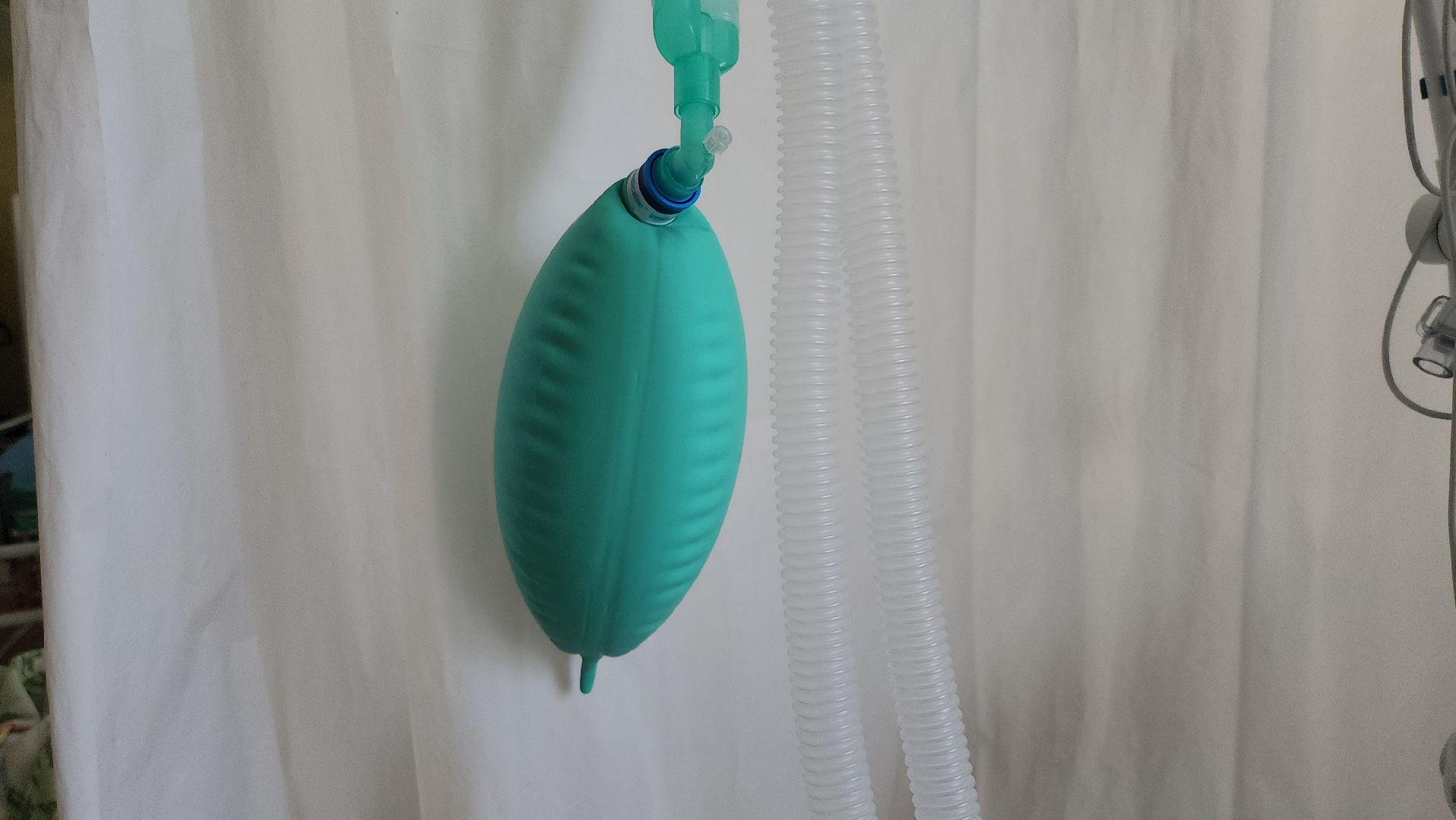 медицина, медицина подмосковья, новое медоборудование, новые аппараты ИВЛ, рузская больница, руза, тучково,