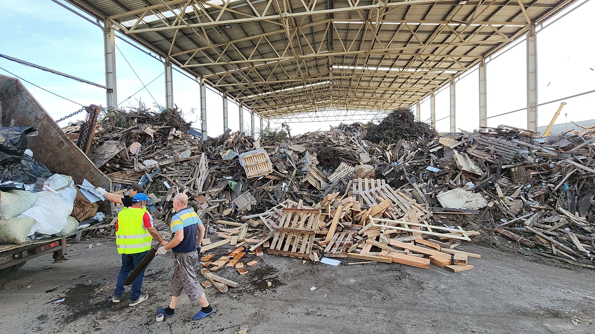 электросталь, переработка, переработка мусора, переработка бумаги, переработка дерева, мусоровоз, завод по переработке мусора, экология, утилизация, утилизация отходов, утилизация шин, областная программа,