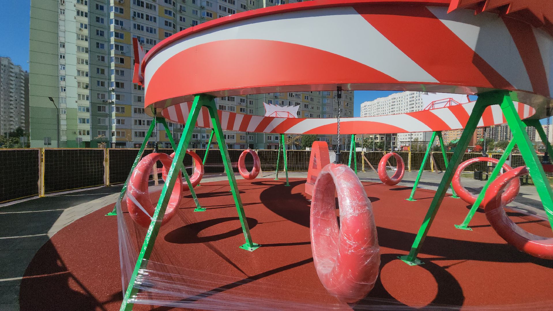 долгопрудный, качели, детская игровая площадка, Альфа-Банк, Умберто Нобиле,