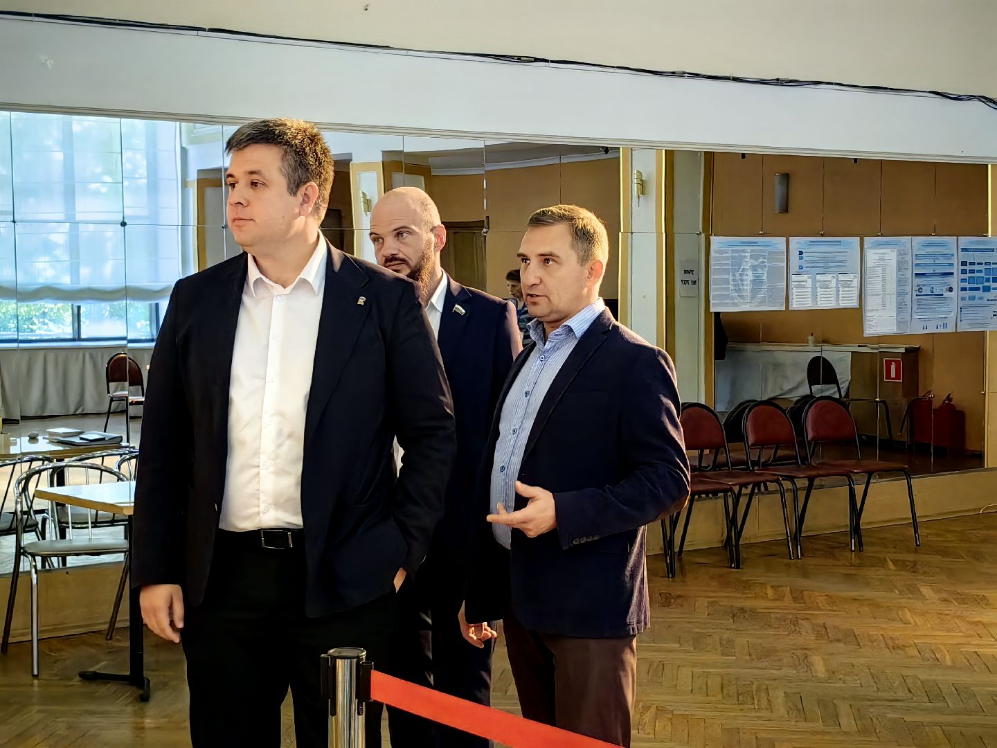 Депутат Государственной Думы, УИК, избирательный участок, нарушения на избирательном участке, комиссия,