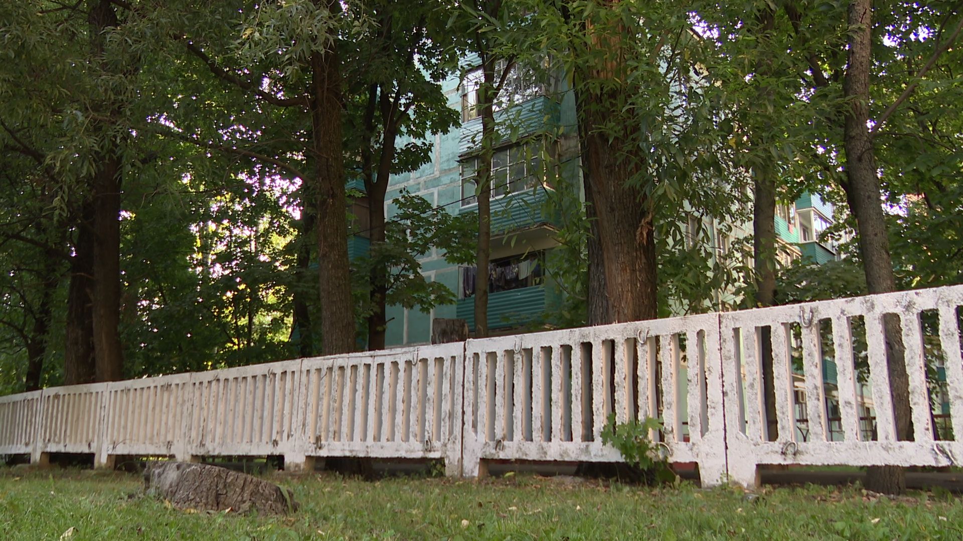 Реутов, образование, благоустройство, школа 4, забор,