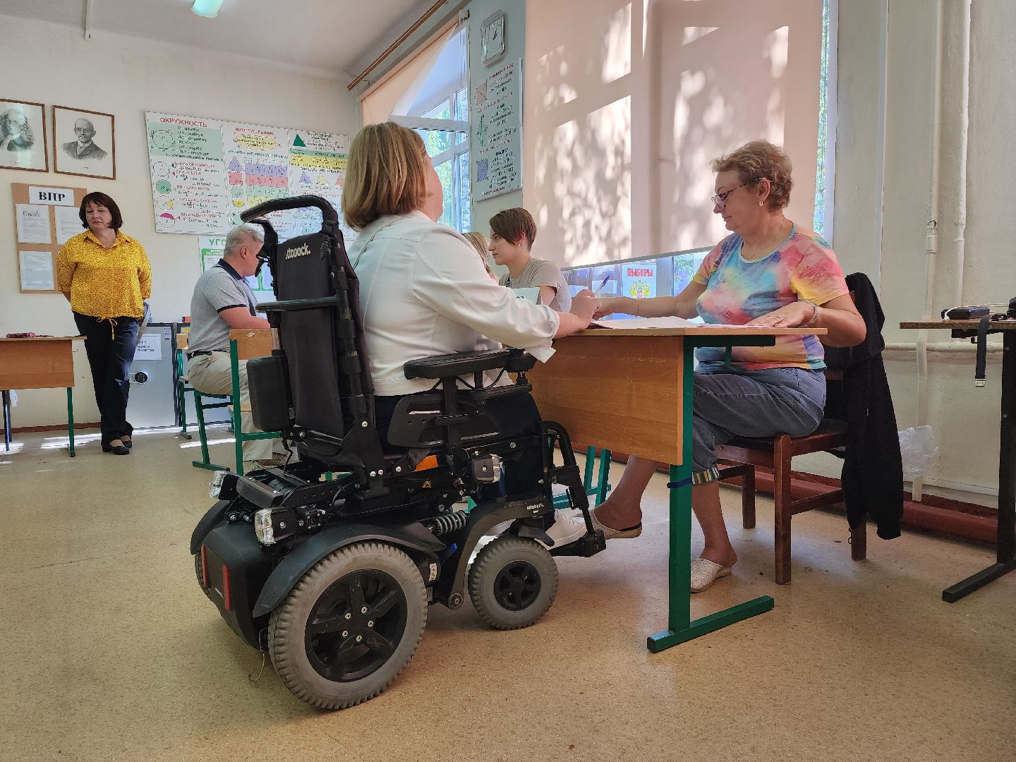 раменское, выборы, голосование на избирательных участках, условия для маломобильных граждан,