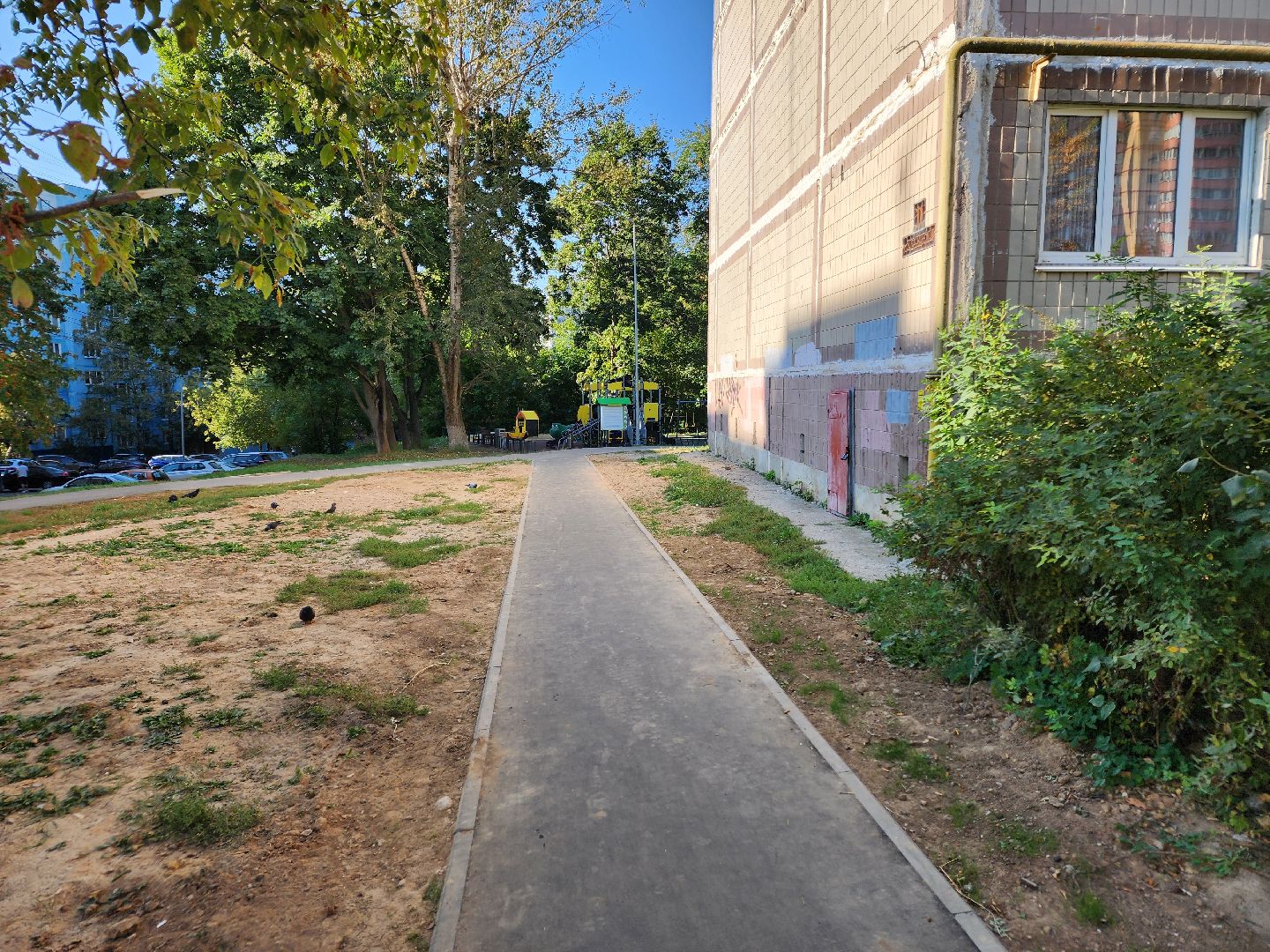 Чехов, улица Лопасненская, комплексное благоустройство двора, дворовая территория, парковки, тротуары, проезды, спортивная площадка, освещение, озеленение, формирование комфортной городской среды,