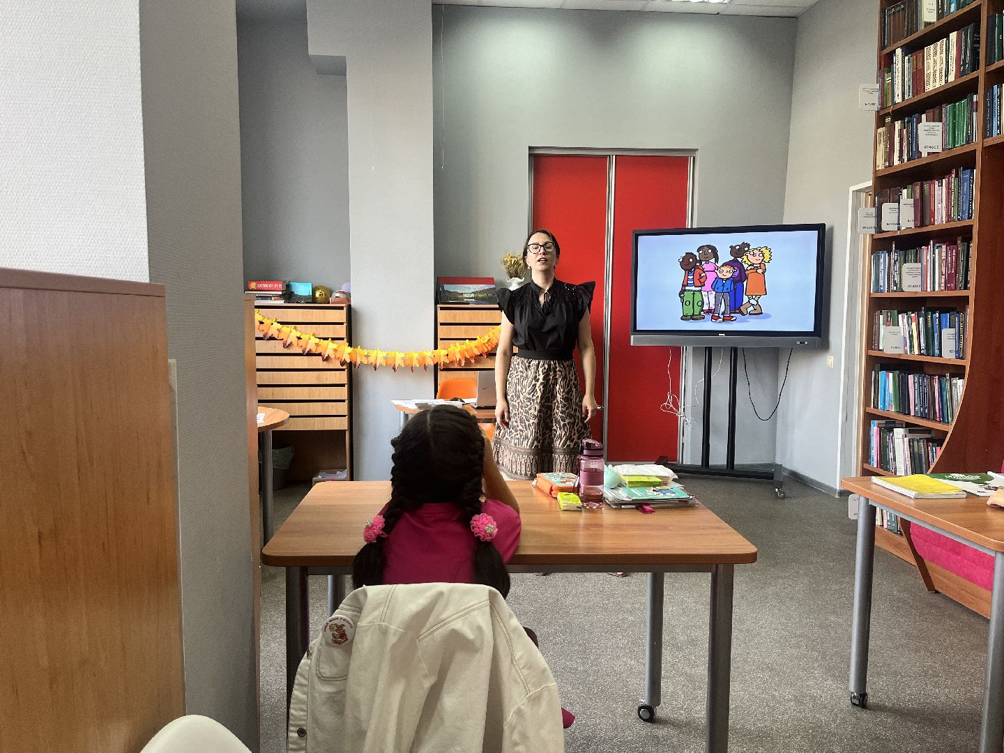 кружки, секции, занятия, занятия по английскому, английский язык,