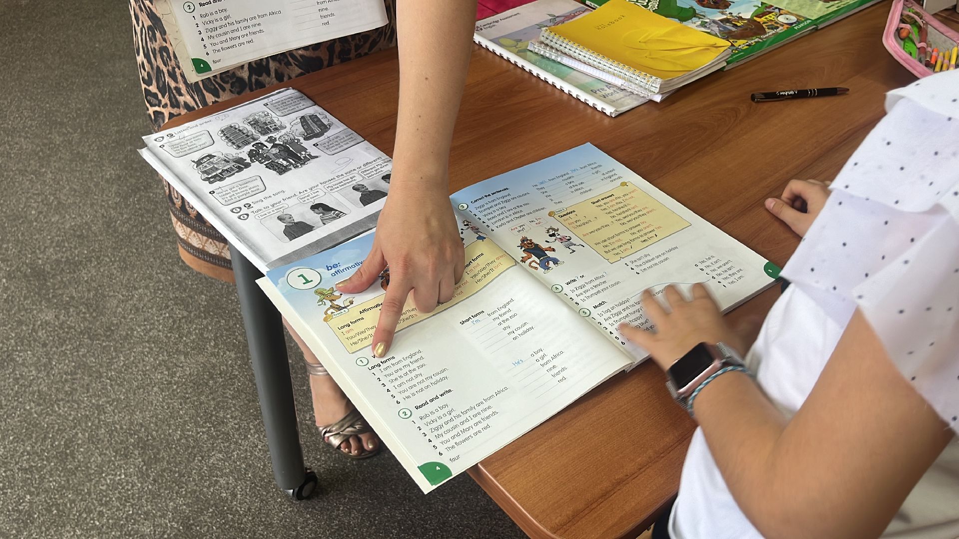 кружки, секции, занятия, занятия по английскому, английский язык,