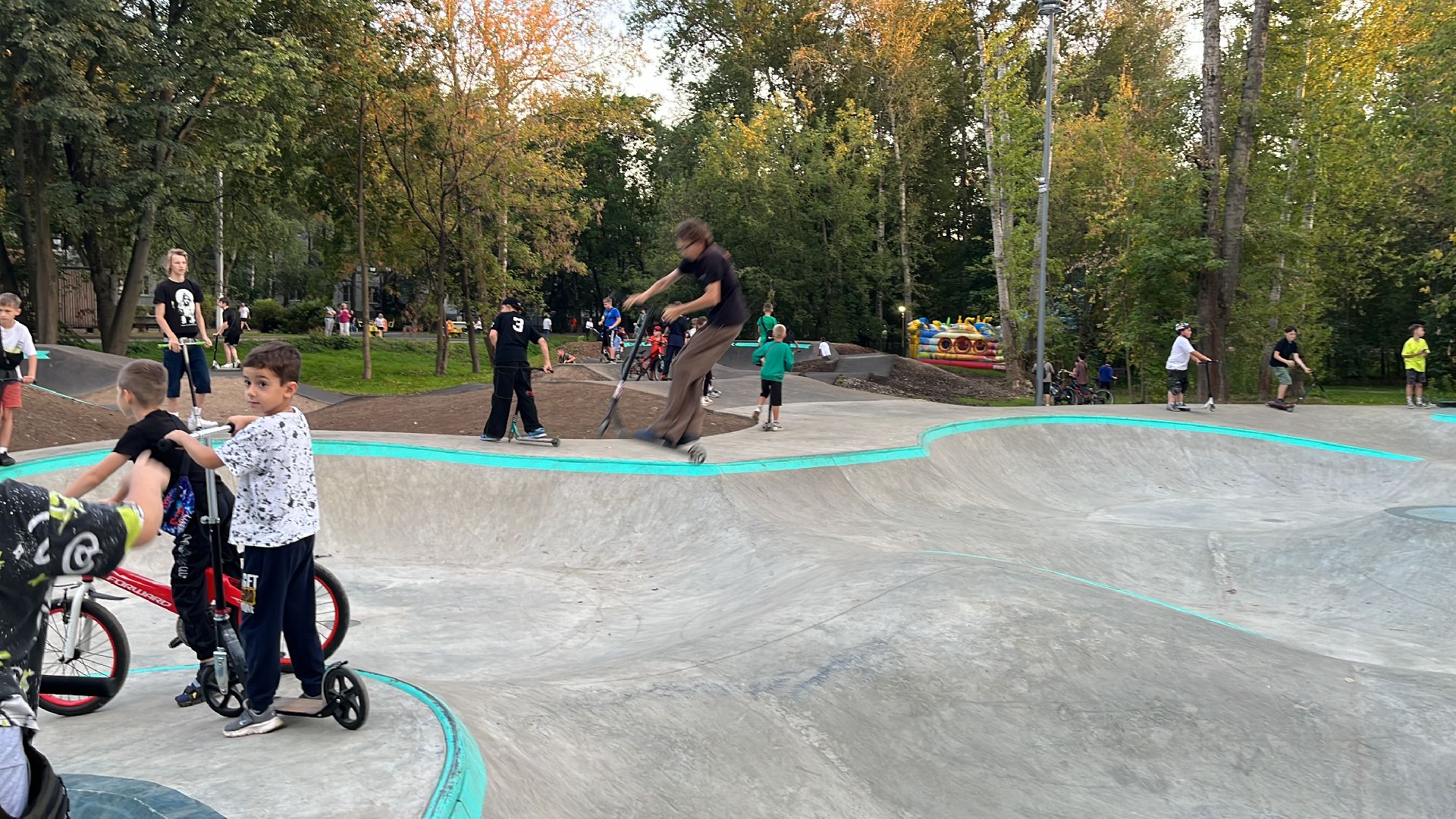 скейт-парк, памп трек,