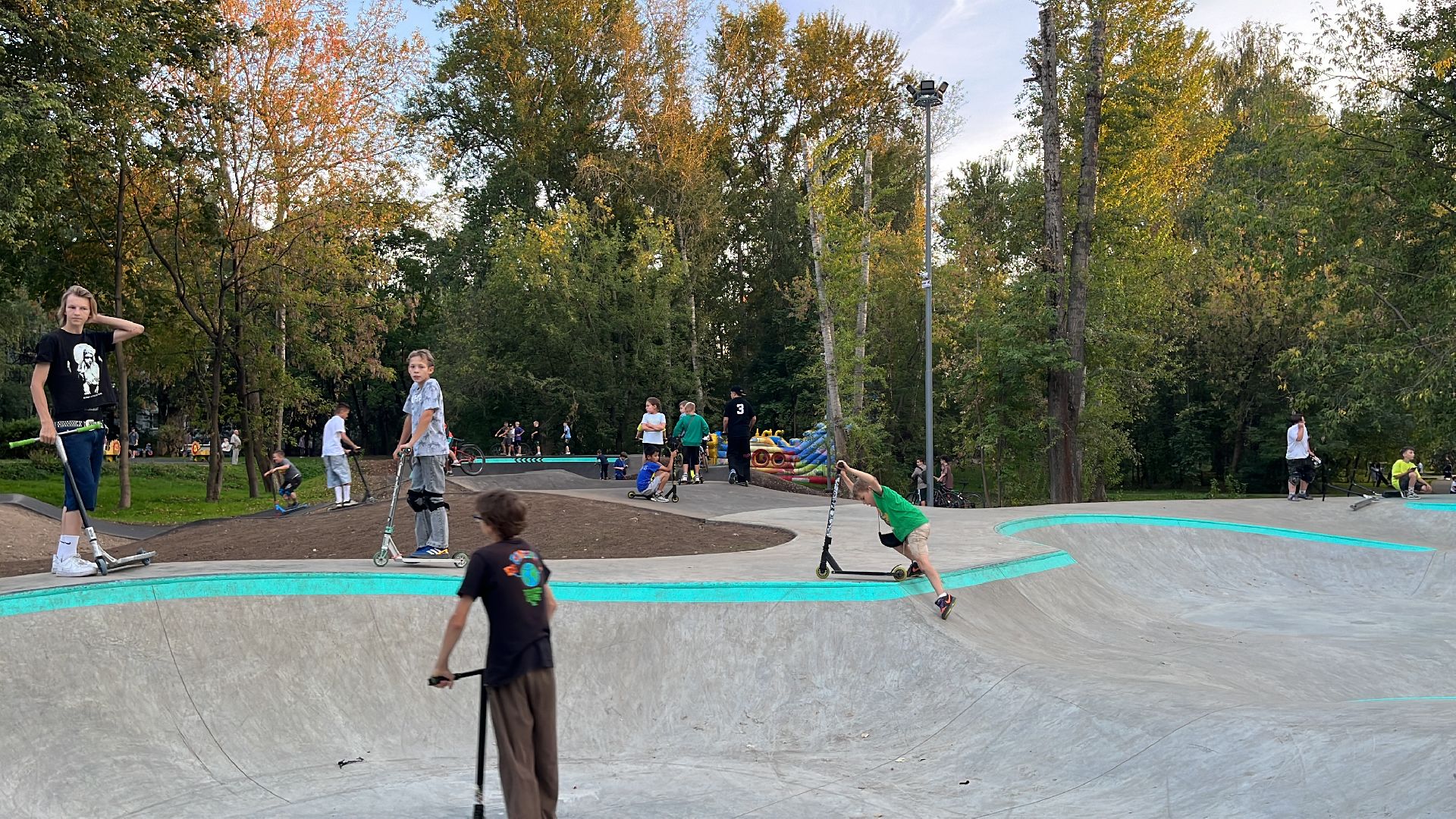 скейт-парк, памп трек,