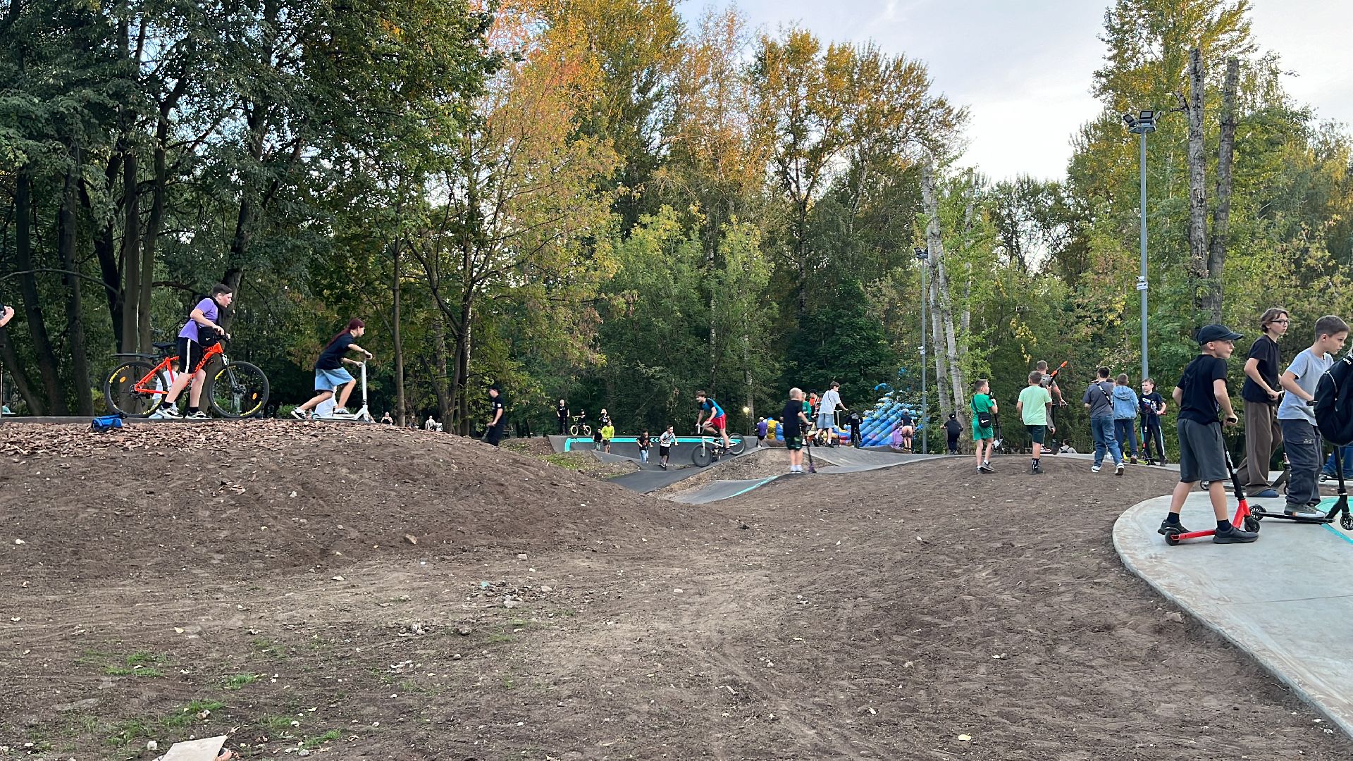 скейт-парк, памп трек,