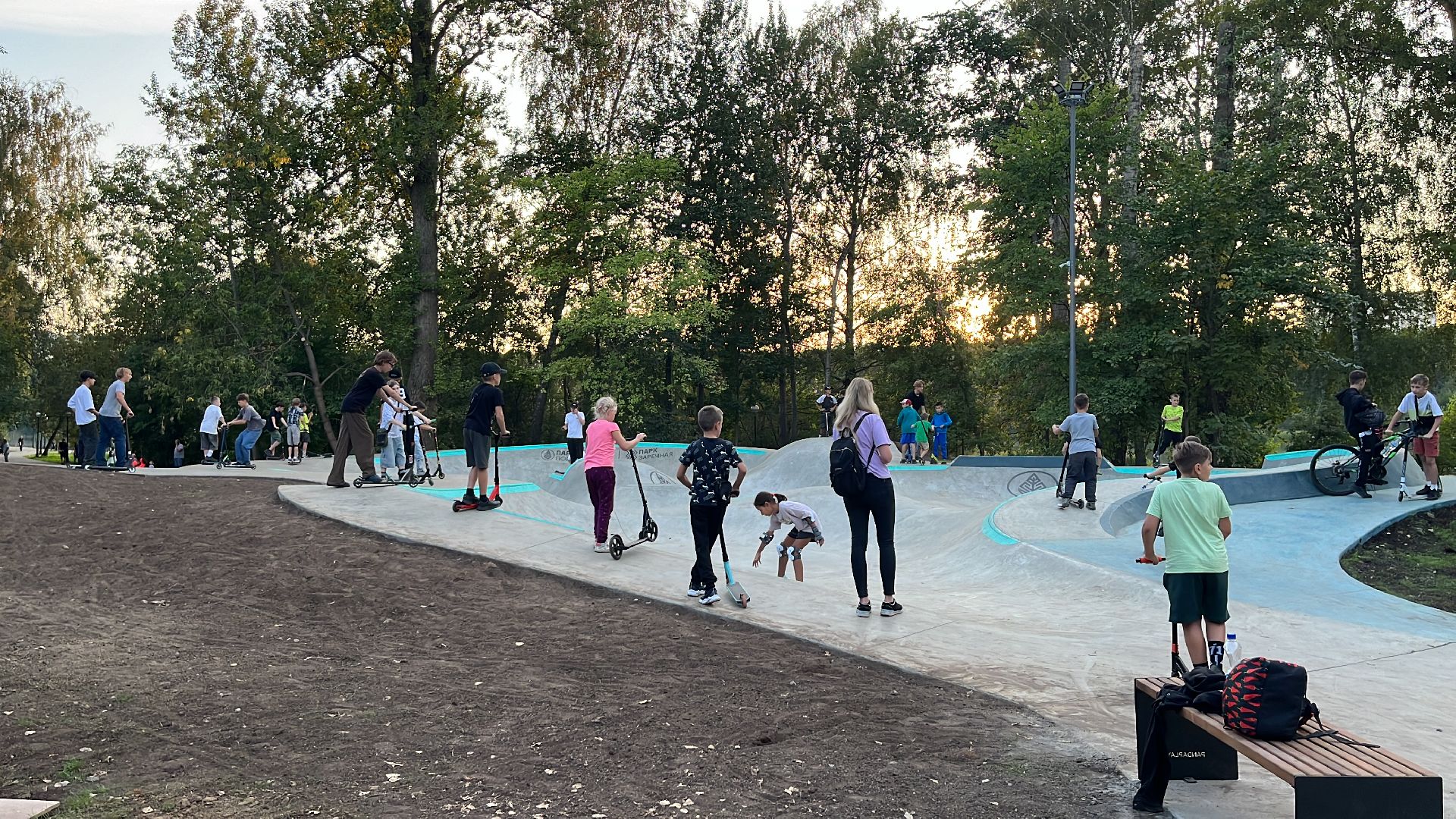 скейт-парк, памп трек,