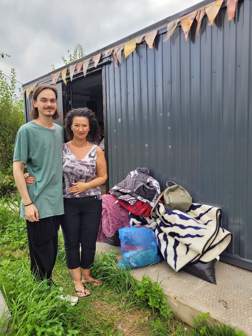 благотворительность, экоцентр Чисто и просто, вещи первой необходимости, раскладушки, канцтовары, хозтовары,