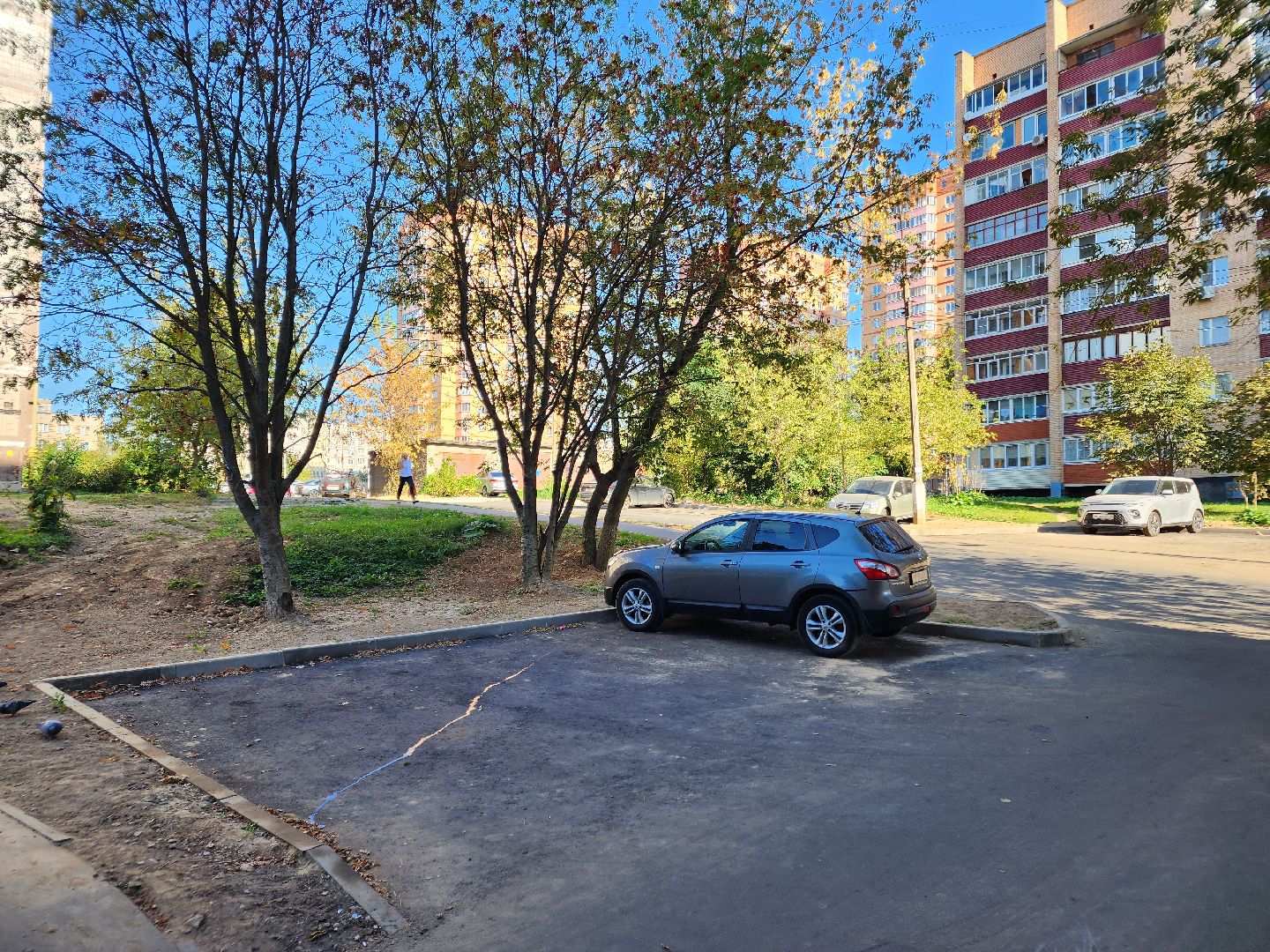 Чехов, улица Дружбы, комплексное благоустройство двора, дворовая территория, детская игровая площадка, парковки, тротуары, проезды, освещение, озеленение, формирование комфортной городской среды,