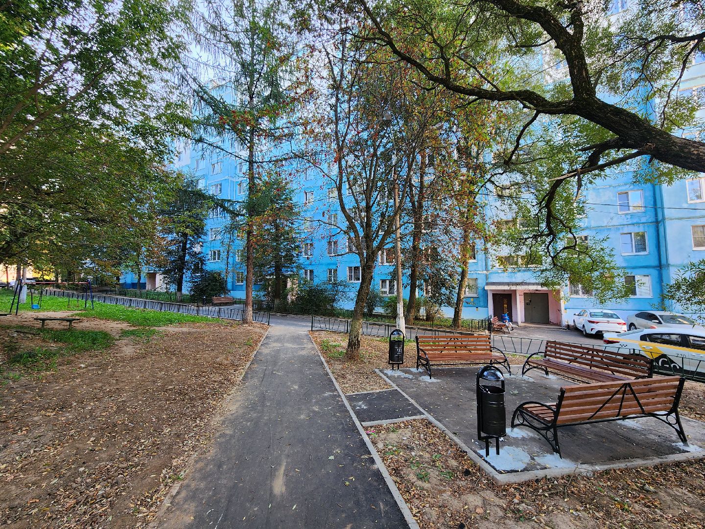 Чехов, улица Дружбы, комплексное благоустройство двора, дворовая территория, детская игровая площадка, парковки, тротуары, проезды, освещение, озеленение, формирование комфортной городской среды,