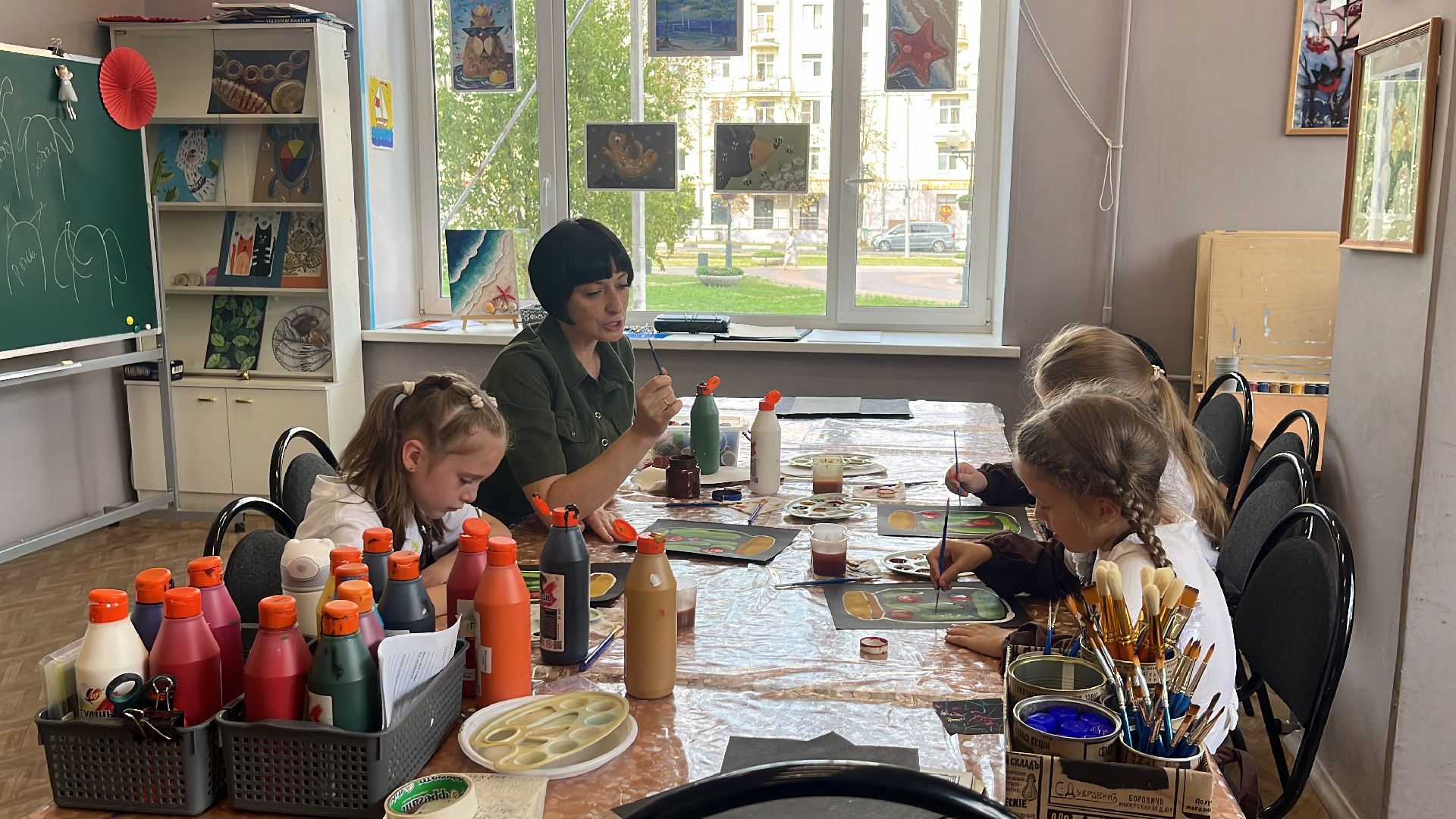 кружки, секции, рисование, художественная студия,