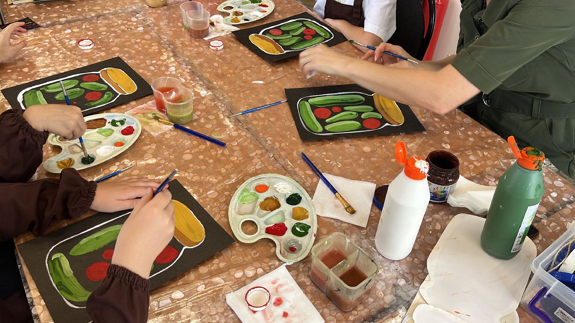 кружки, секции, рисование, художественная студия,