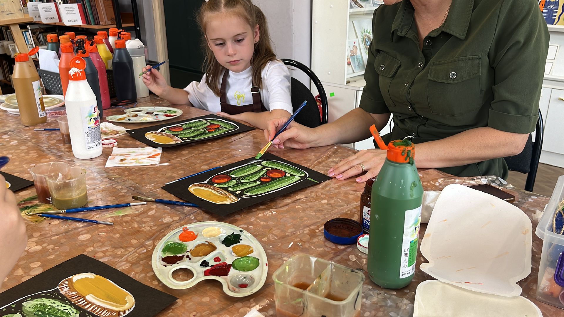 кружки, секции, рисование, художественная студия,