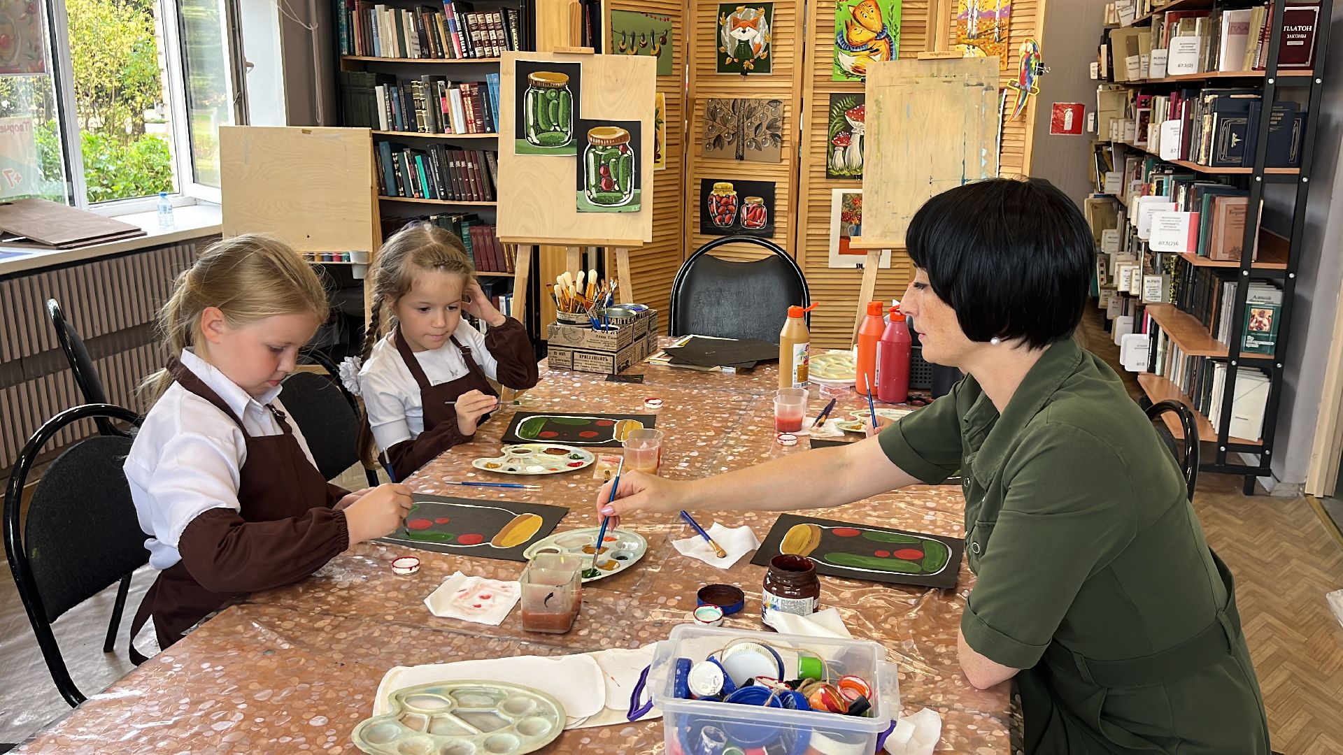 кружки, секции, рисование, художественная студия,