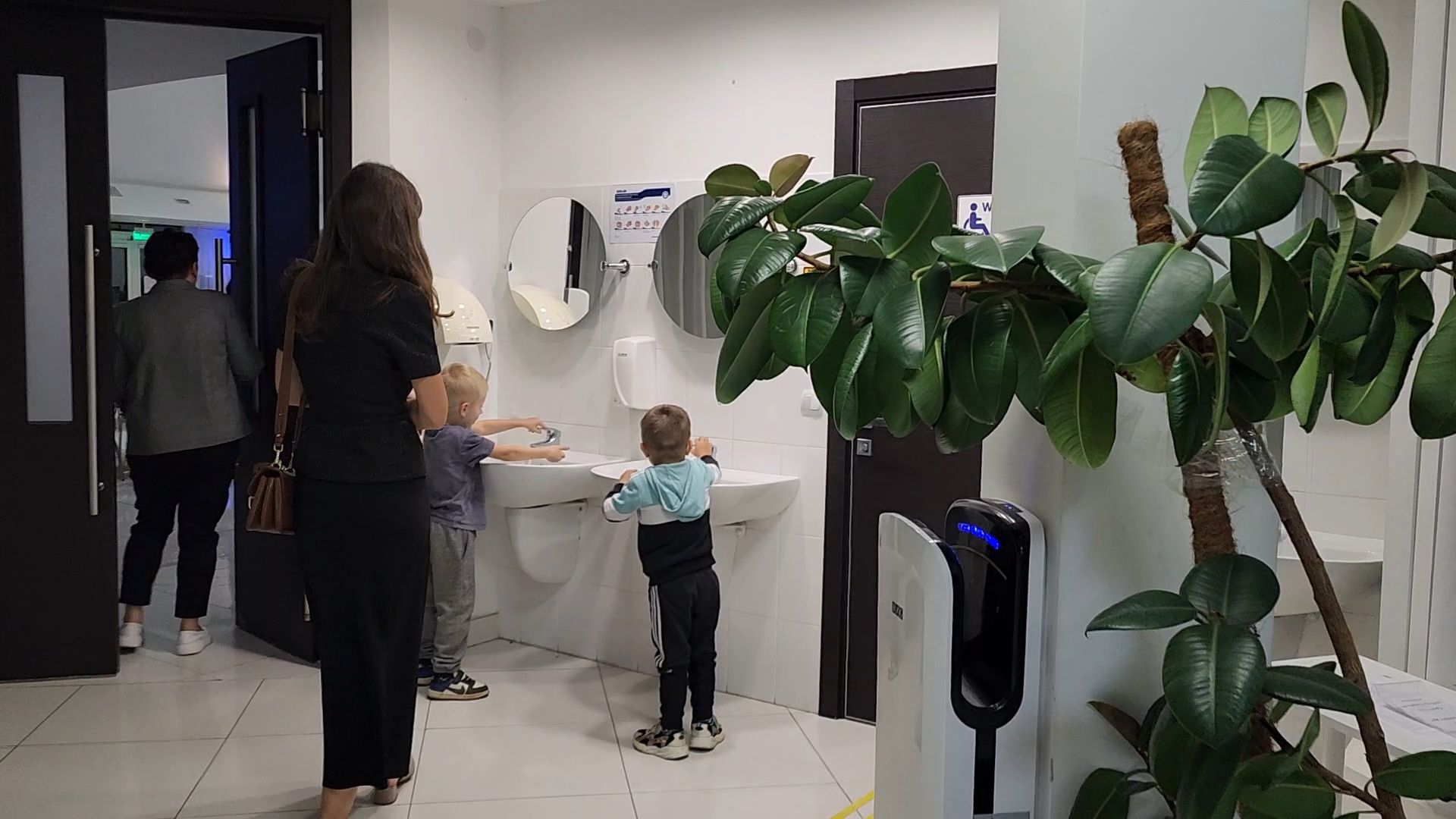 Раменское, Заселение пострадавших после атаки БПЛА, Помощь пострадавшим, Проишествие,