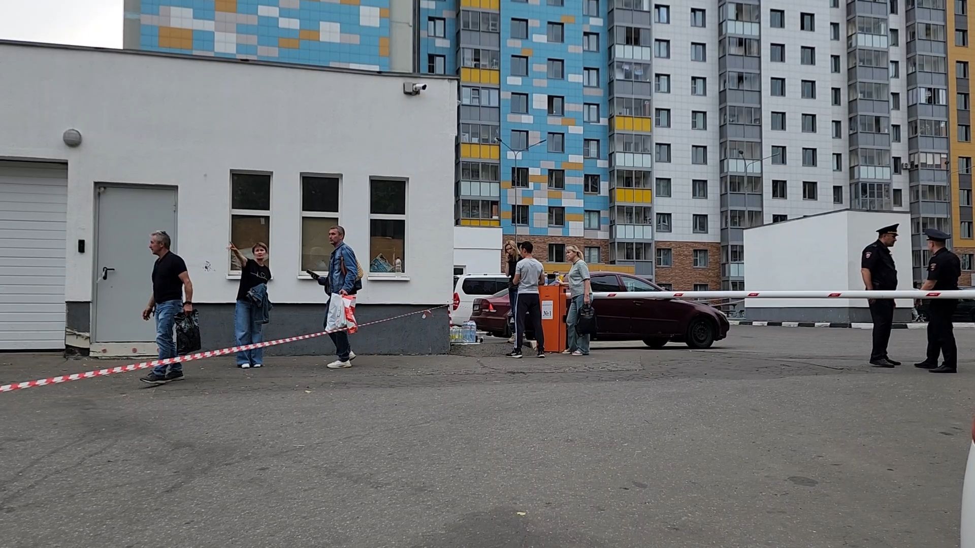 Раменское, проишествие, атака беспилотников в городе раменское, Жителей пускают в квартиры,