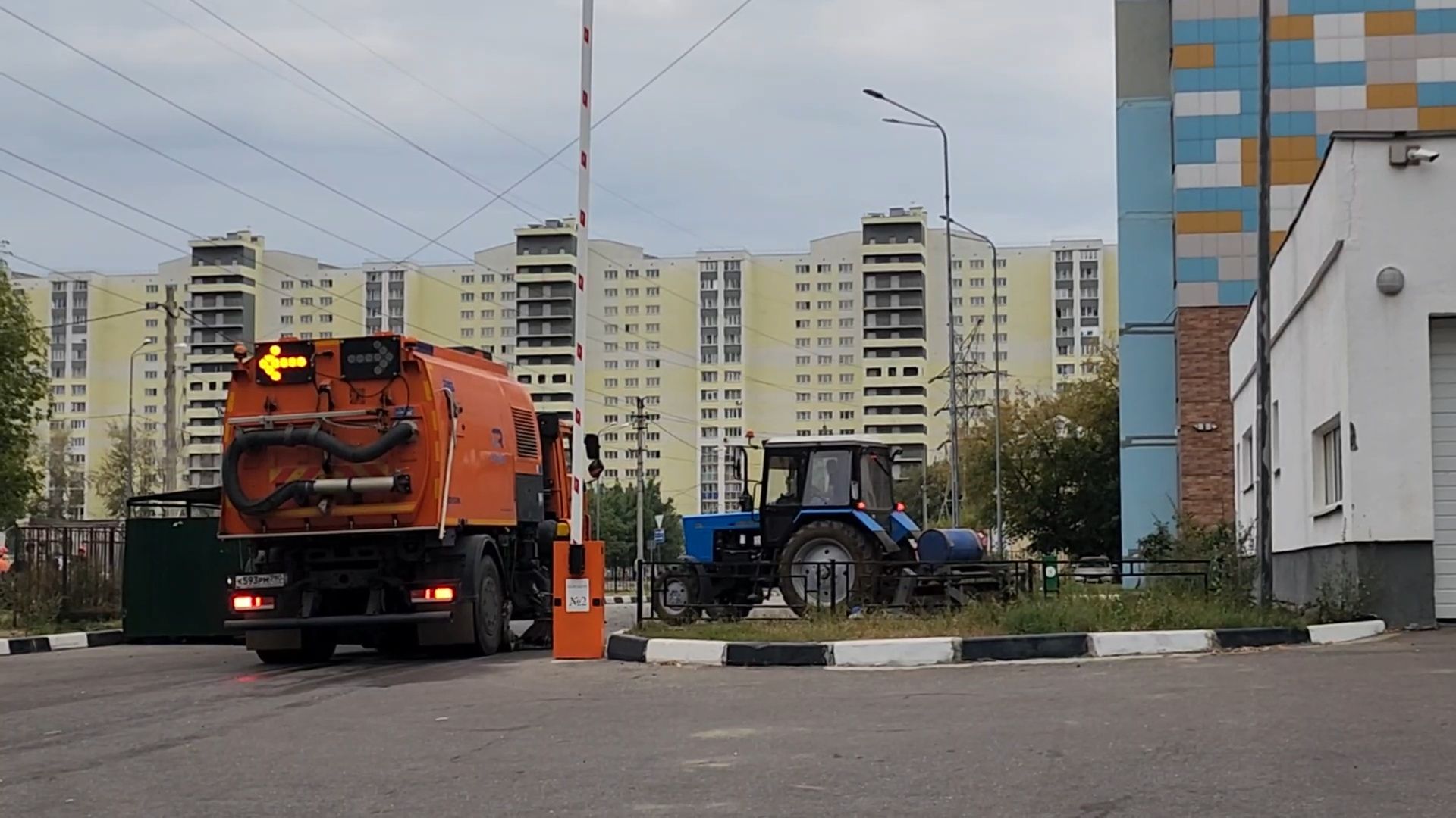 Раменское, проишествие, атака беспилотников в городе раменское, Жителей пускают в квартиры,