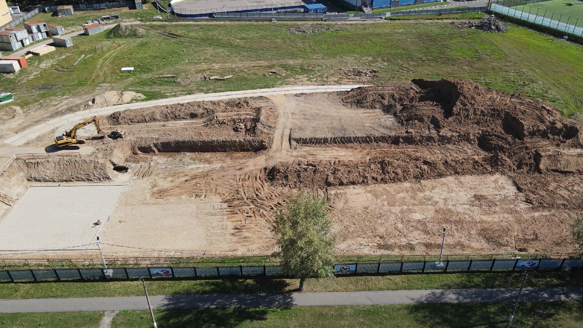 Реутов, стадион, реконструкций, футбол, трибуна, гостиница, строительство,